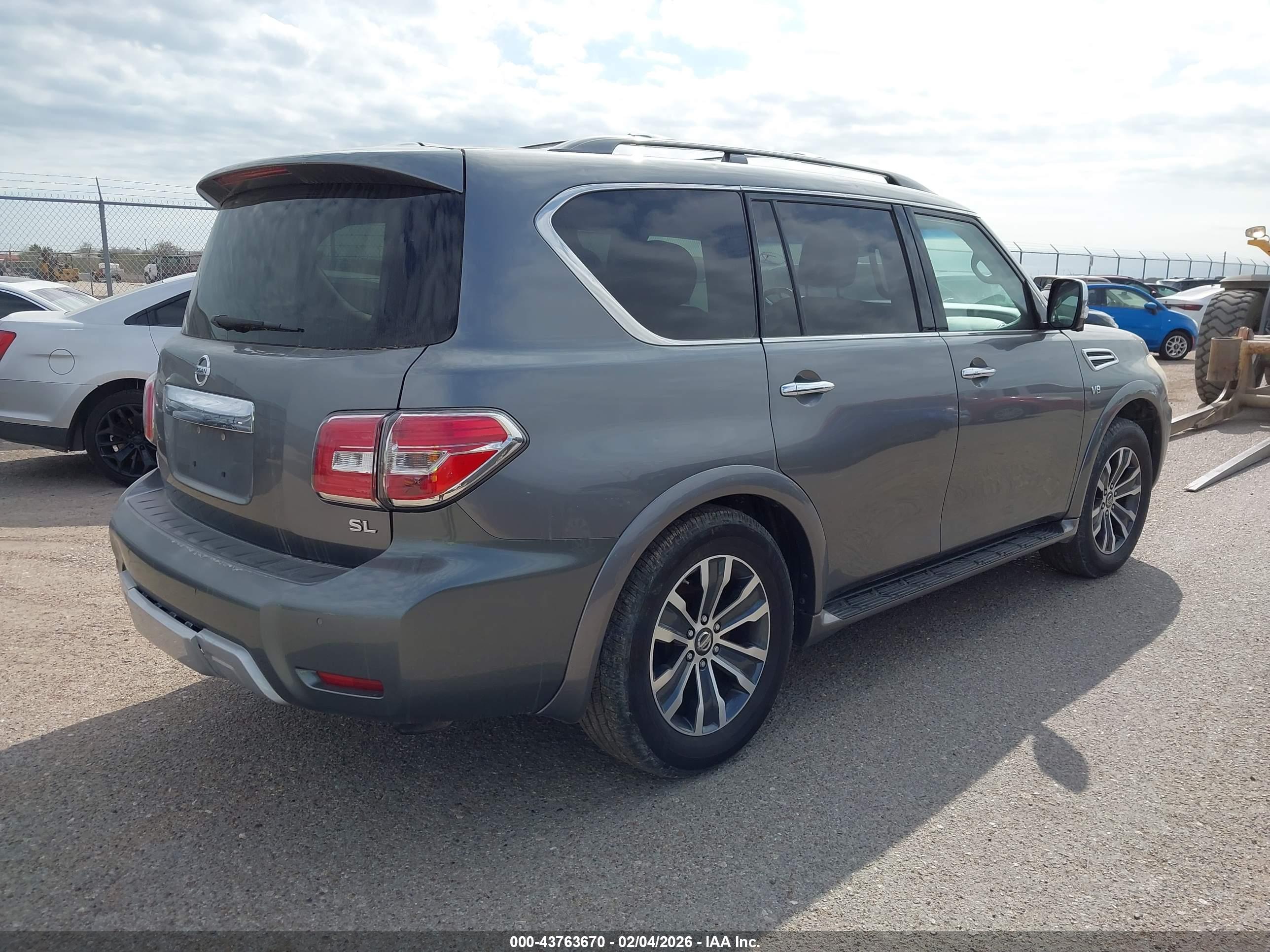NISSAN ARMADA image 4