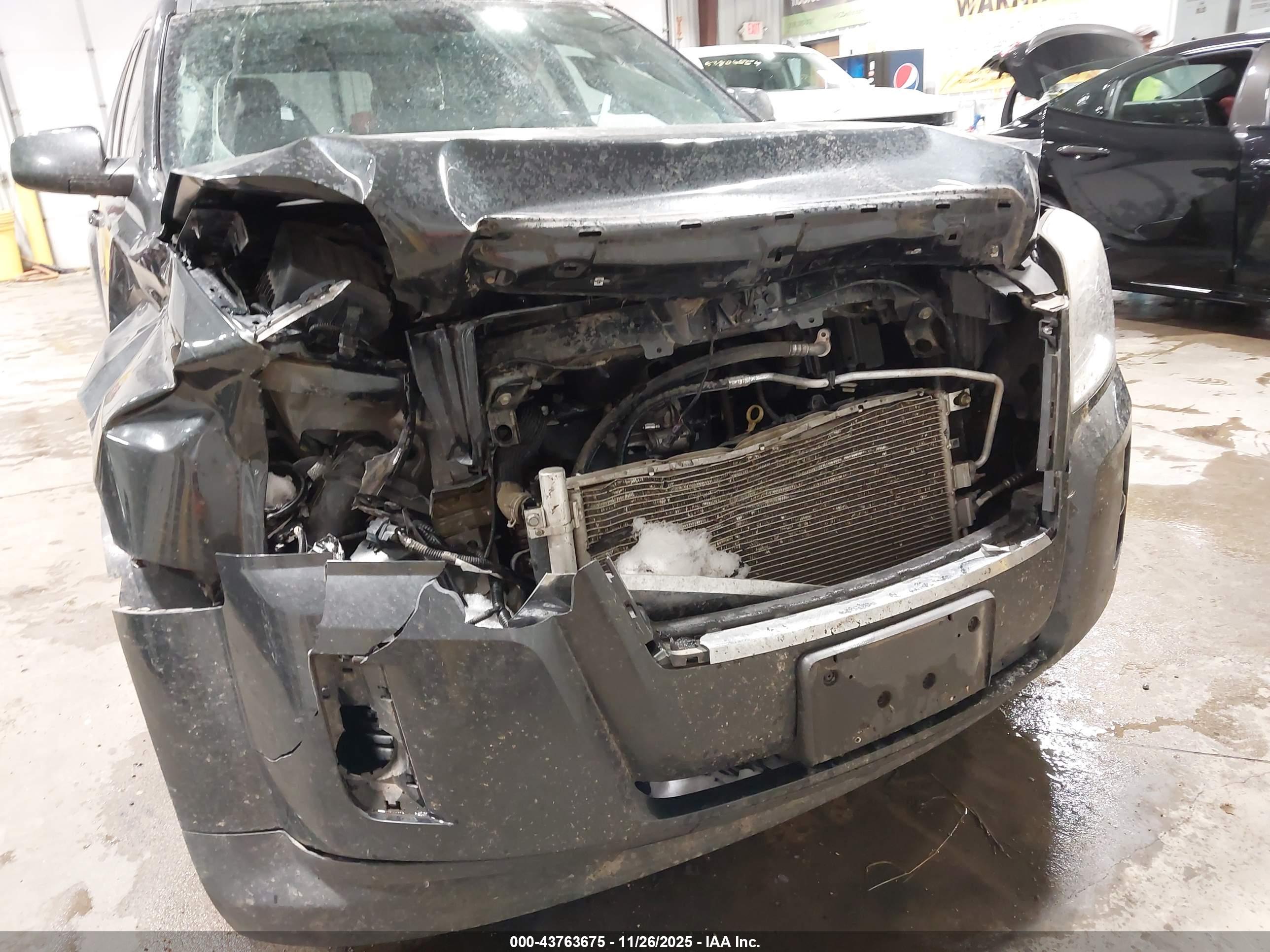 GMC TERRAIN image 6