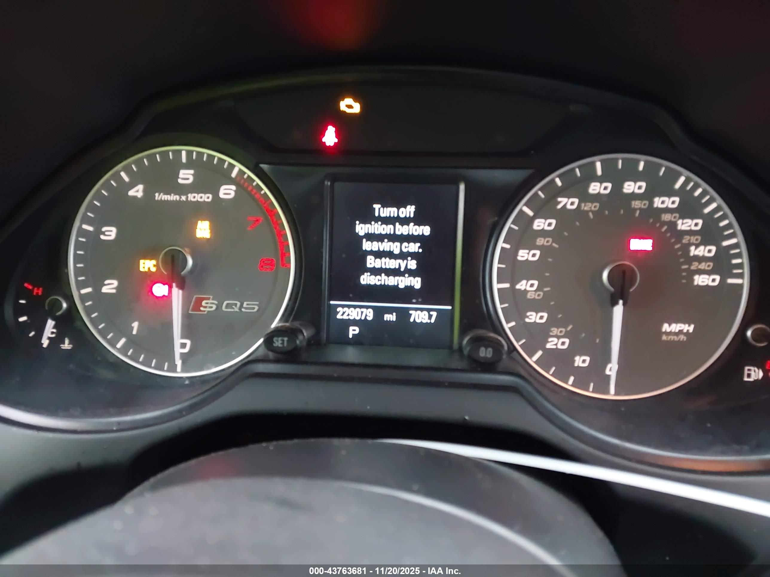 AUDI SQ5 image 7