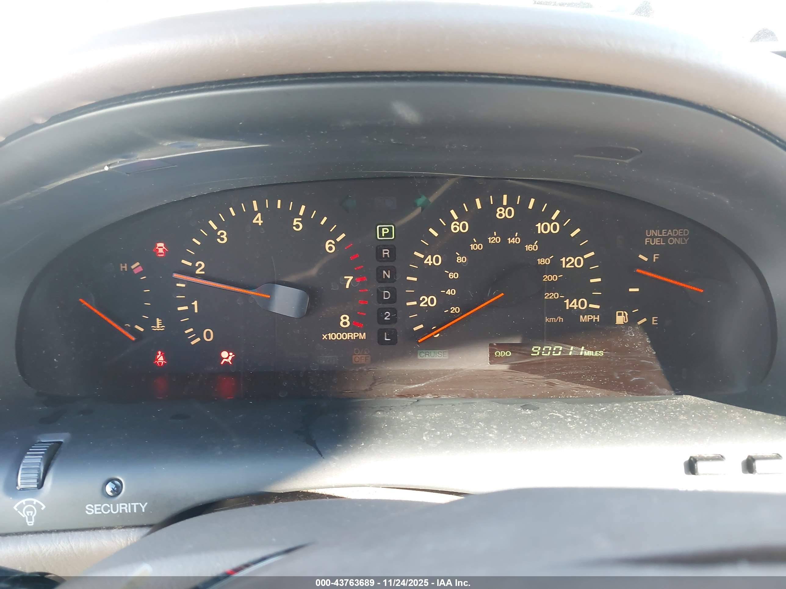 LEXUS ES image 7