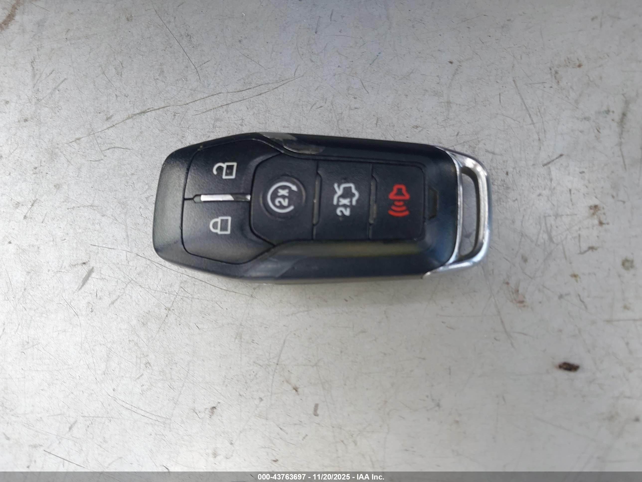 LINCOLN MKZ image 11