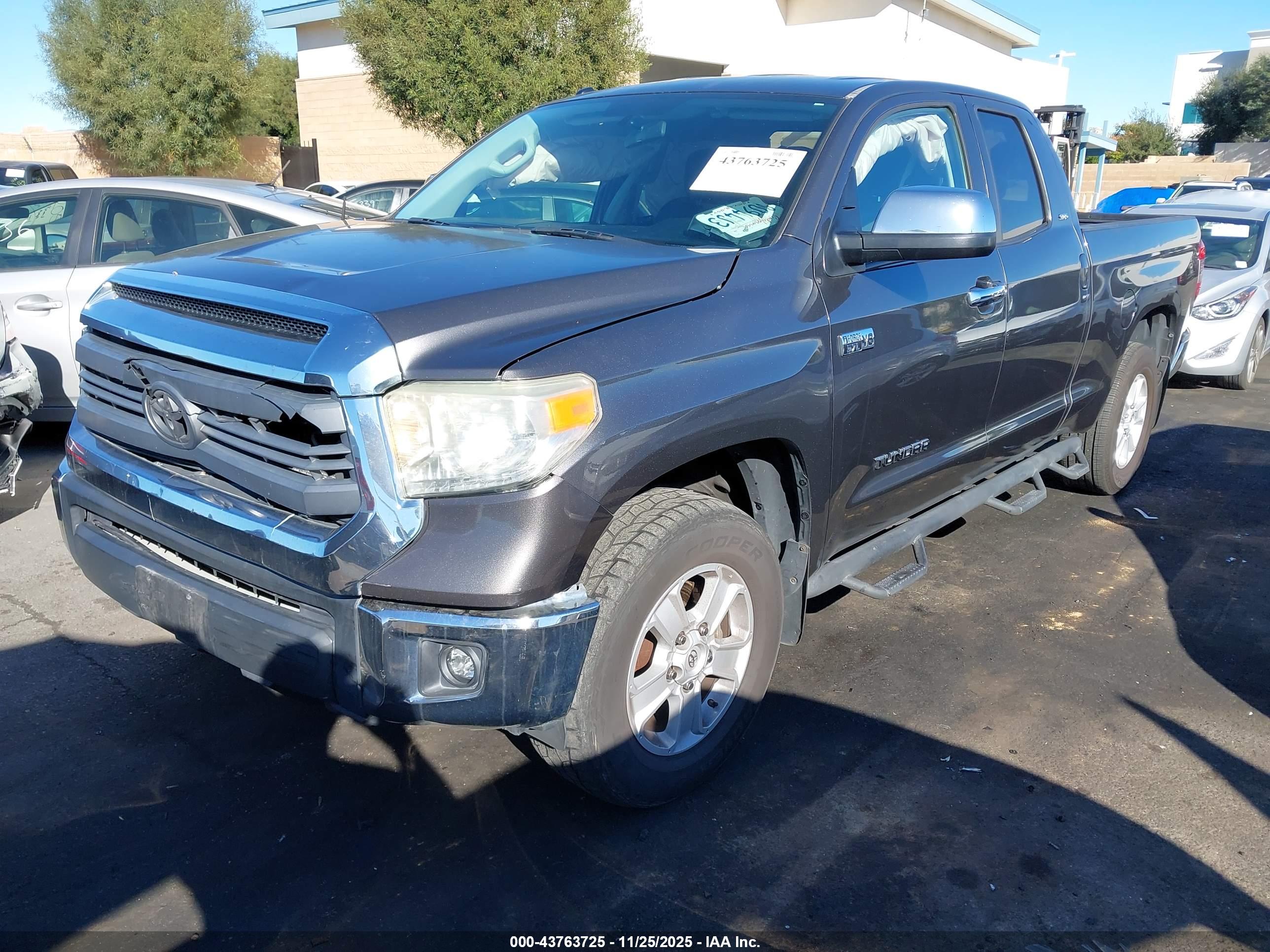 TOYOTA TUNDRA image 2