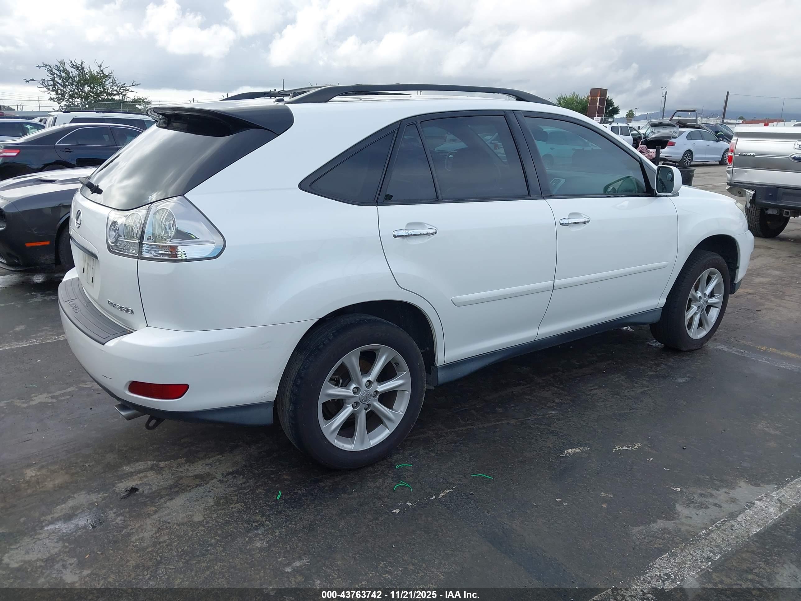 LEXUS RX image 4