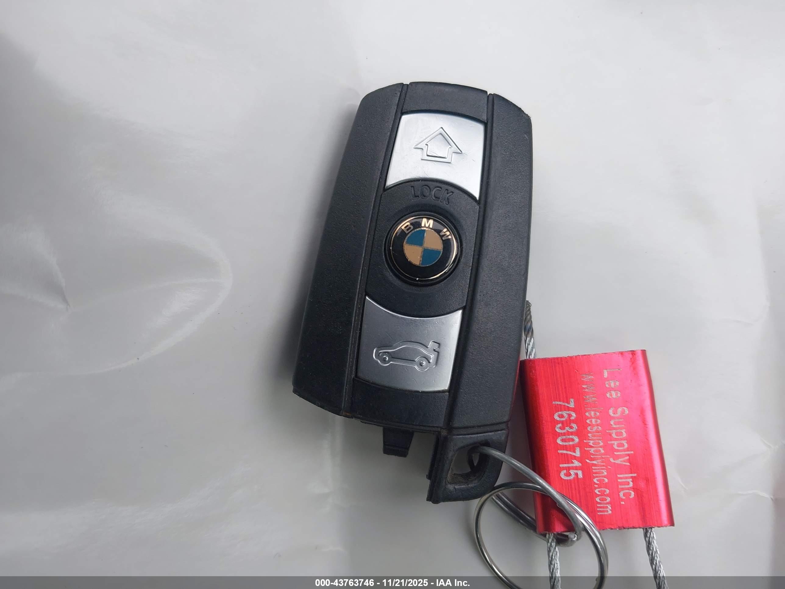 BMW 335IS image 11