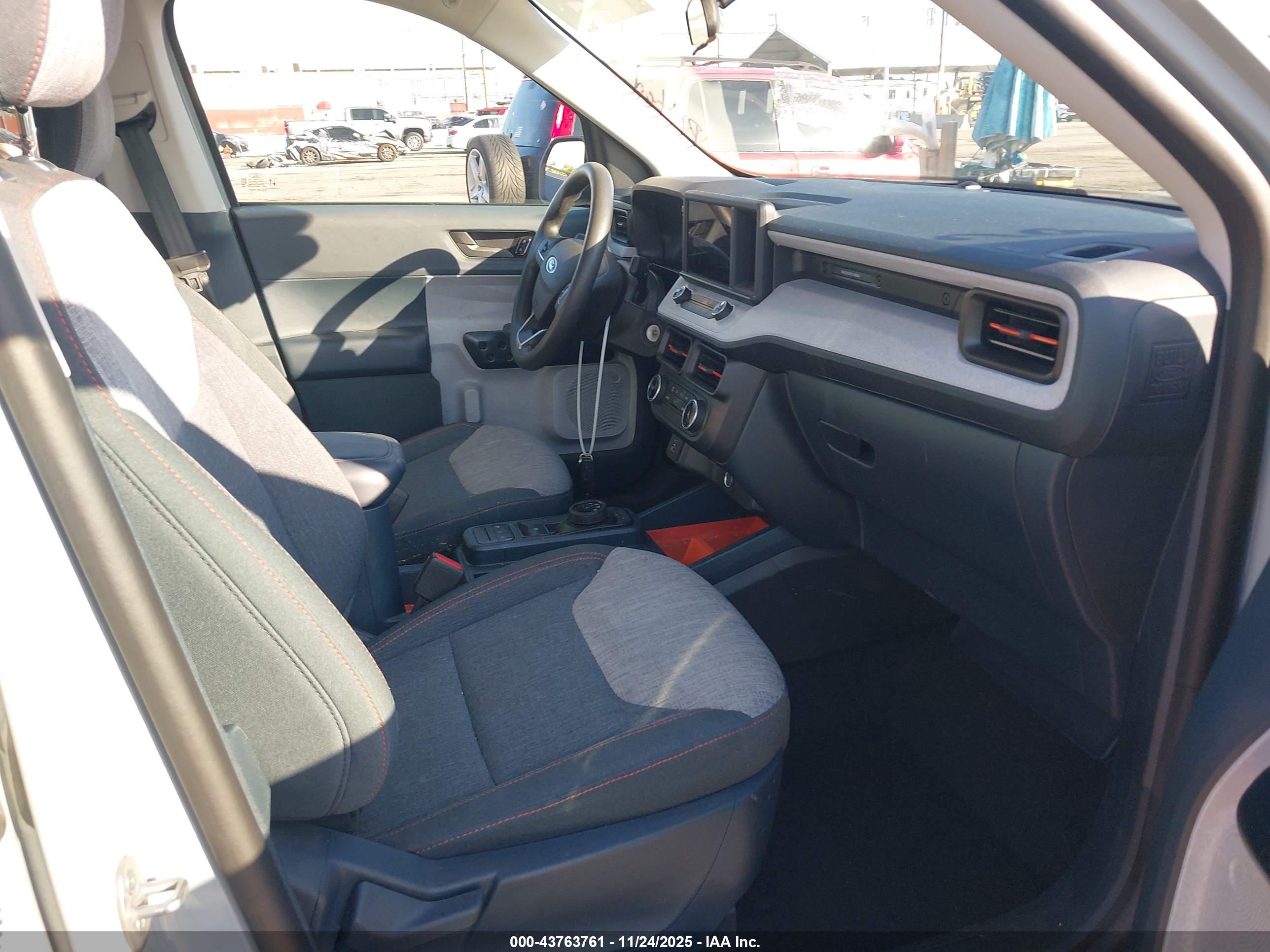 FORD MAVERICK image 5
