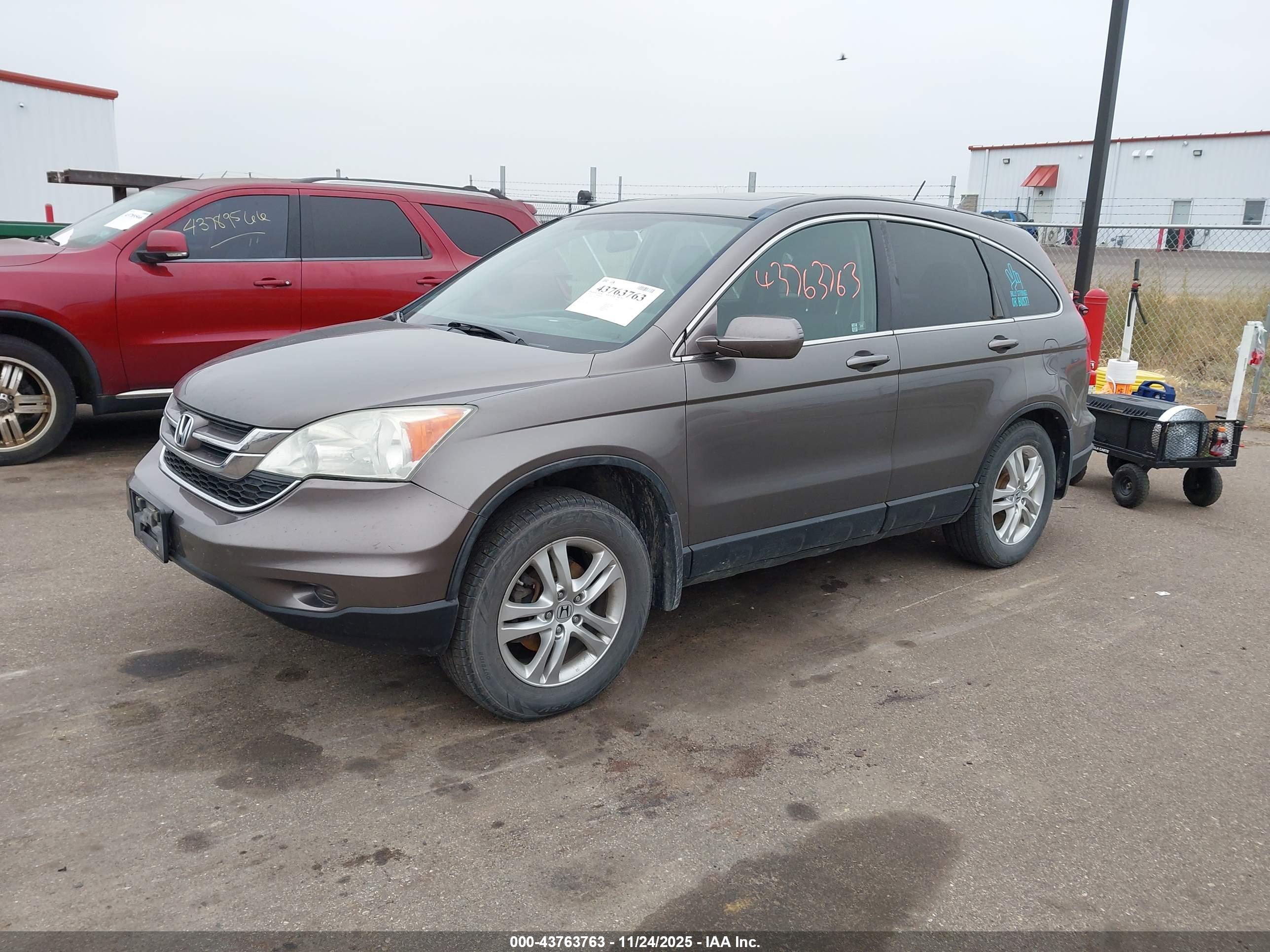 HONDA CR-V image 2