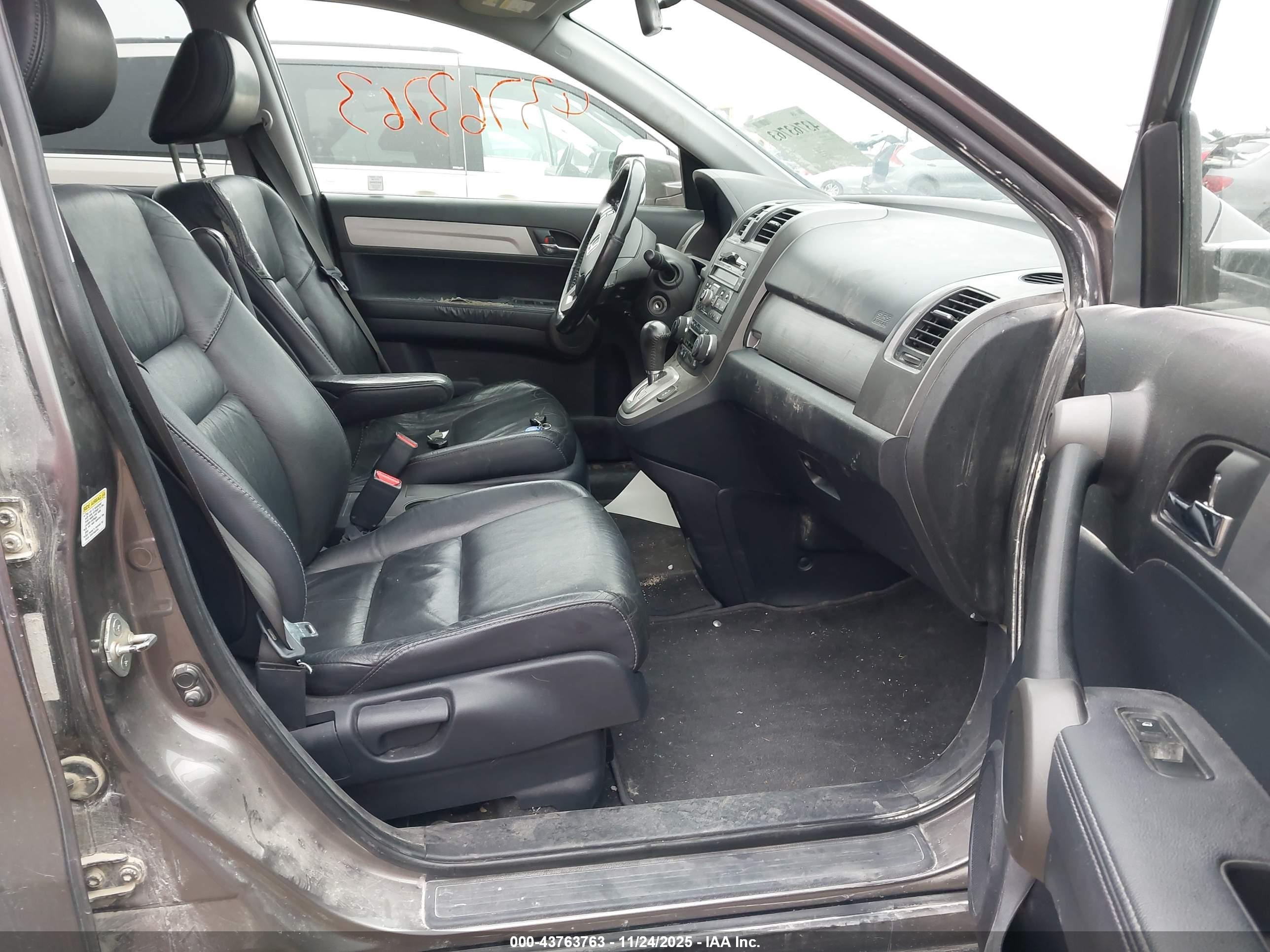 HONDA CR-V image 5