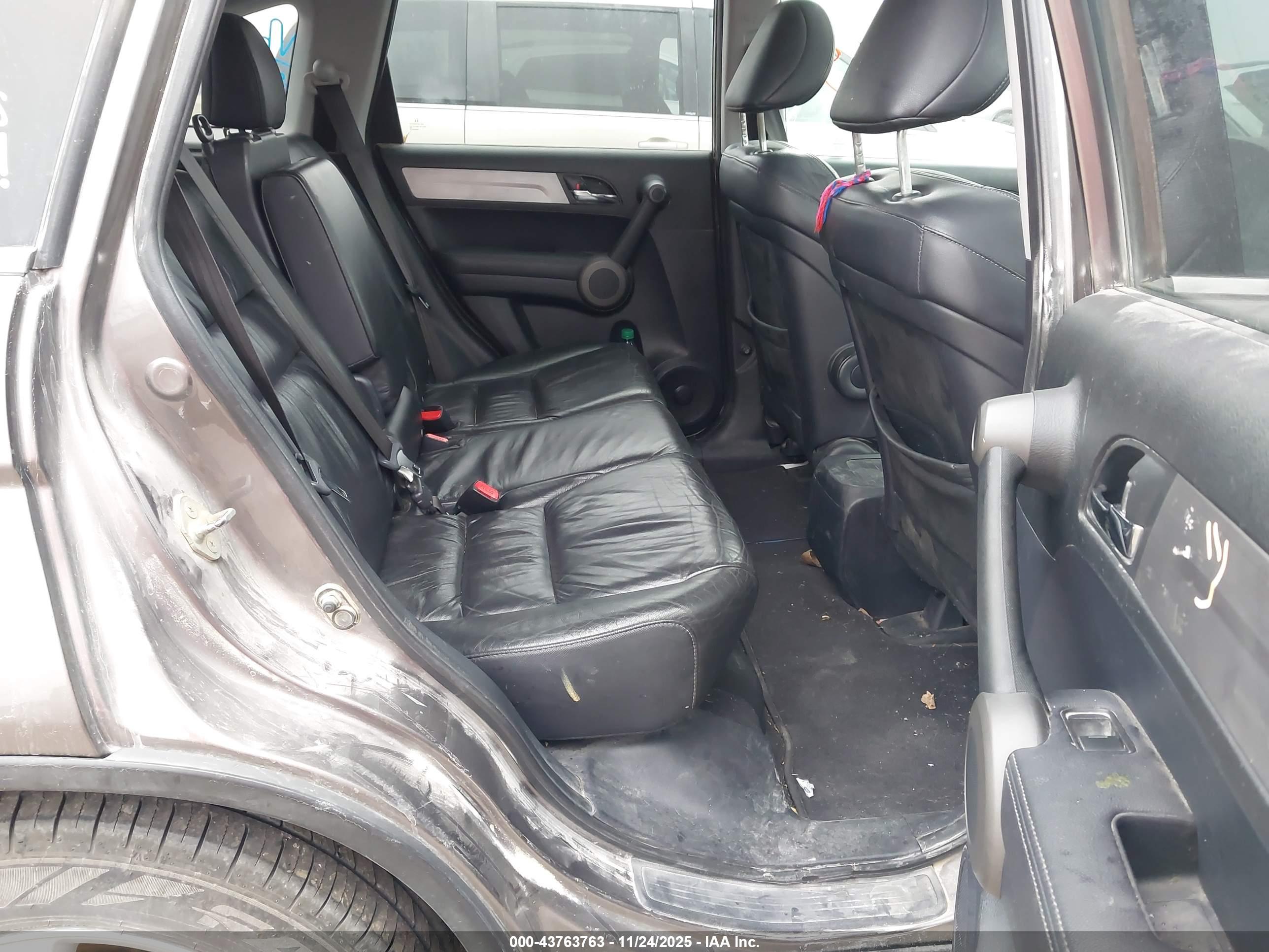 HONDA CR-V image 8