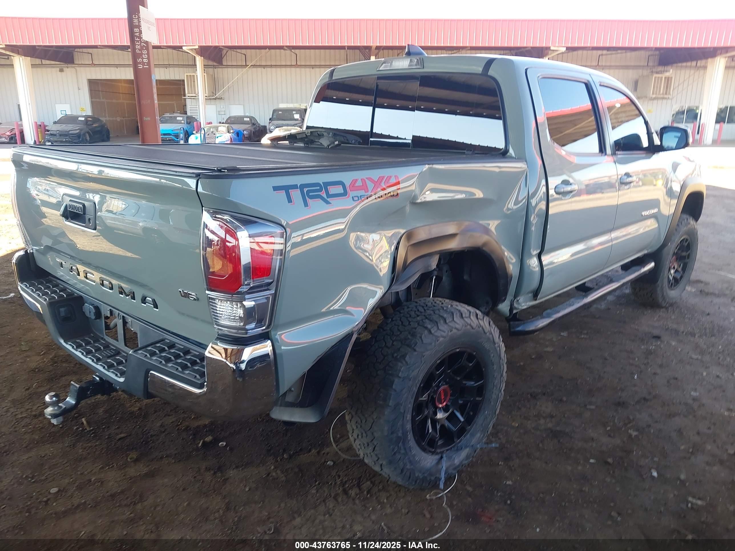 TOYOTA TACOMA image 4