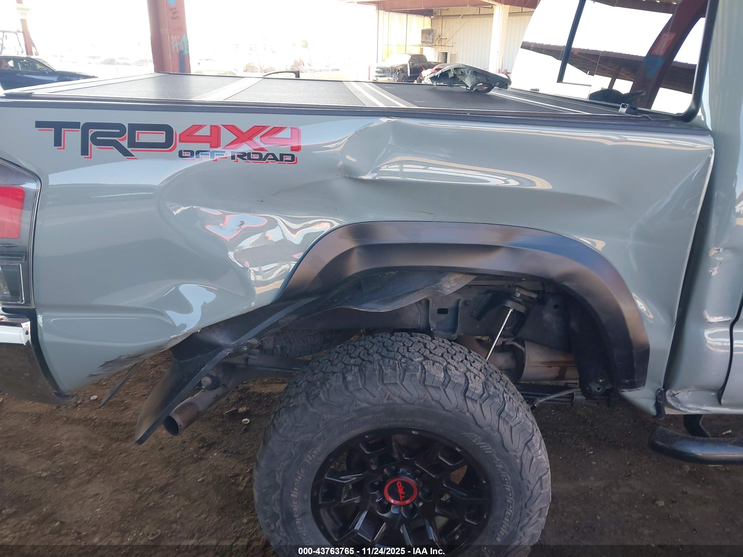 TOYOTA TACOMA image 6