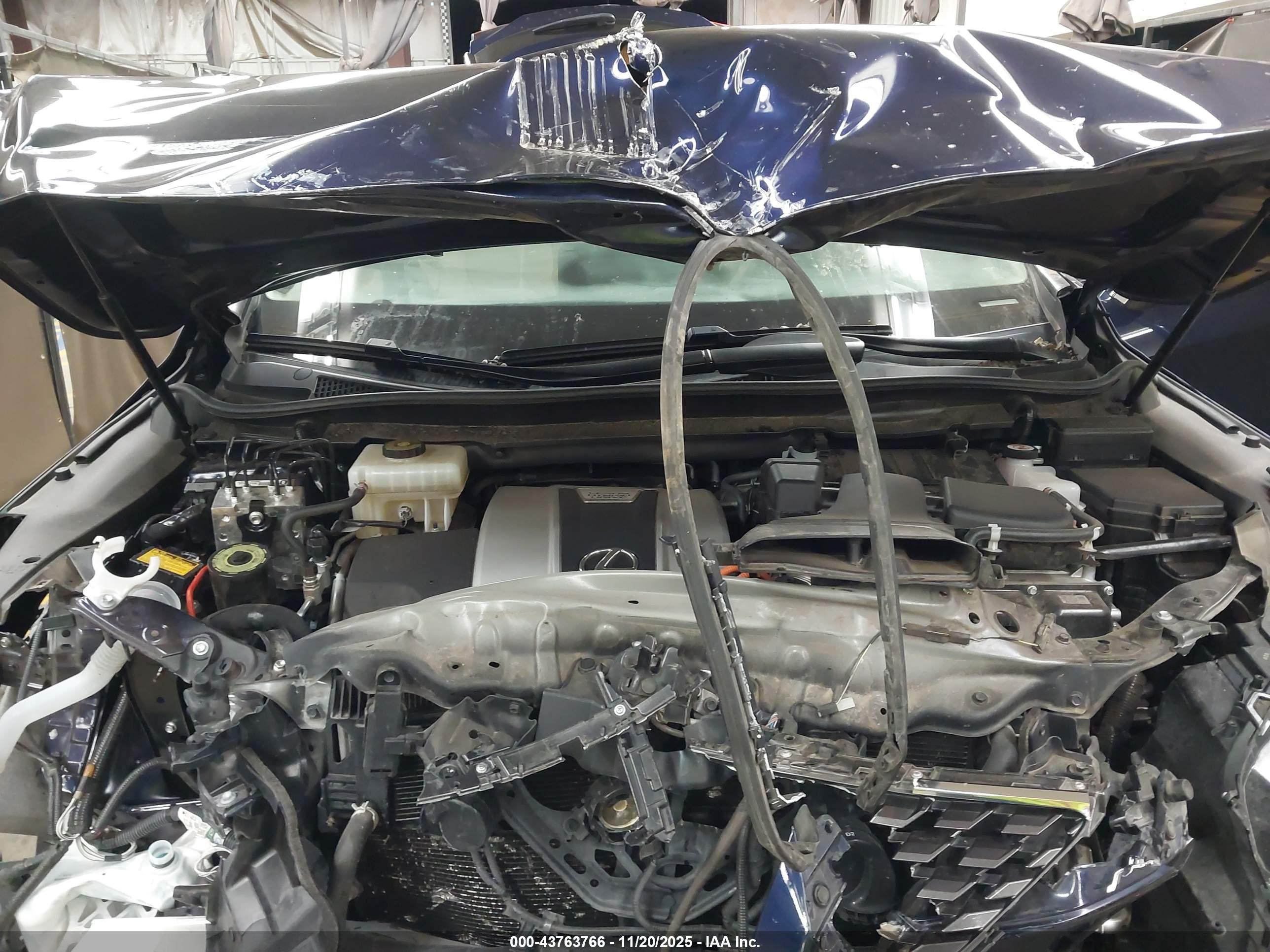 LEXUS RX image 10