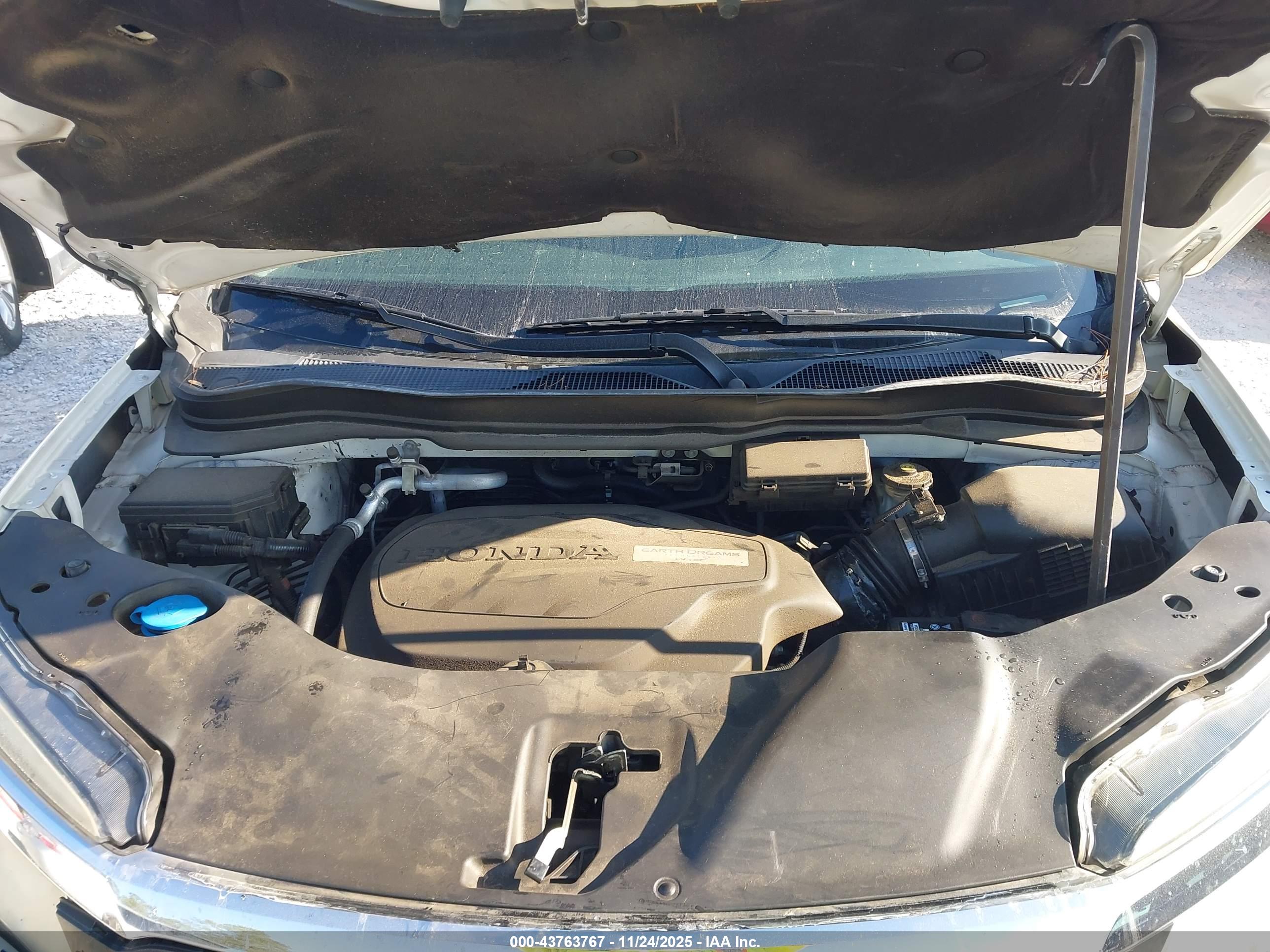 HONDA PILOT image 10