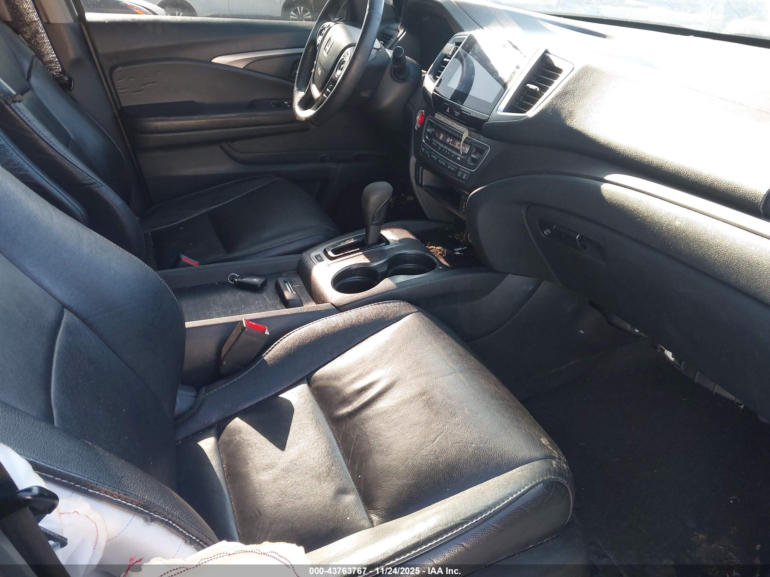 HONDA PILOT image 5