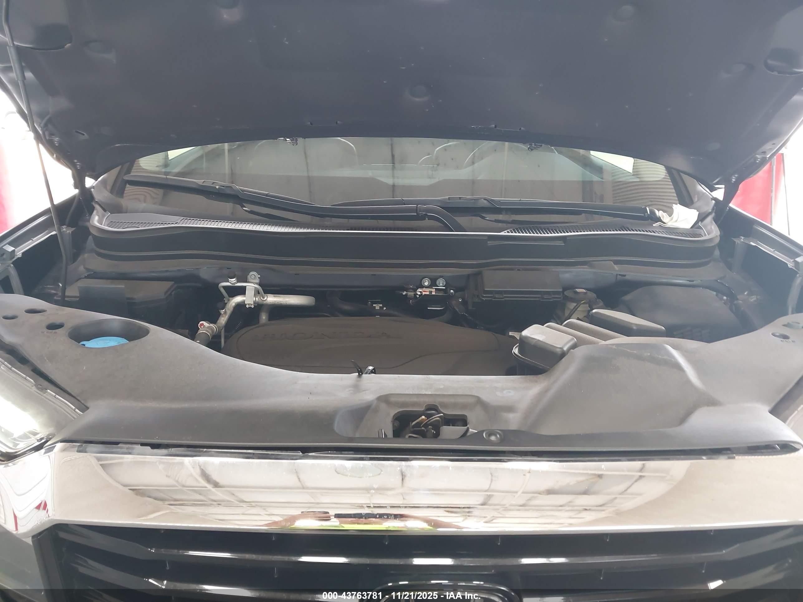 HONDA RIDGELINE image 10