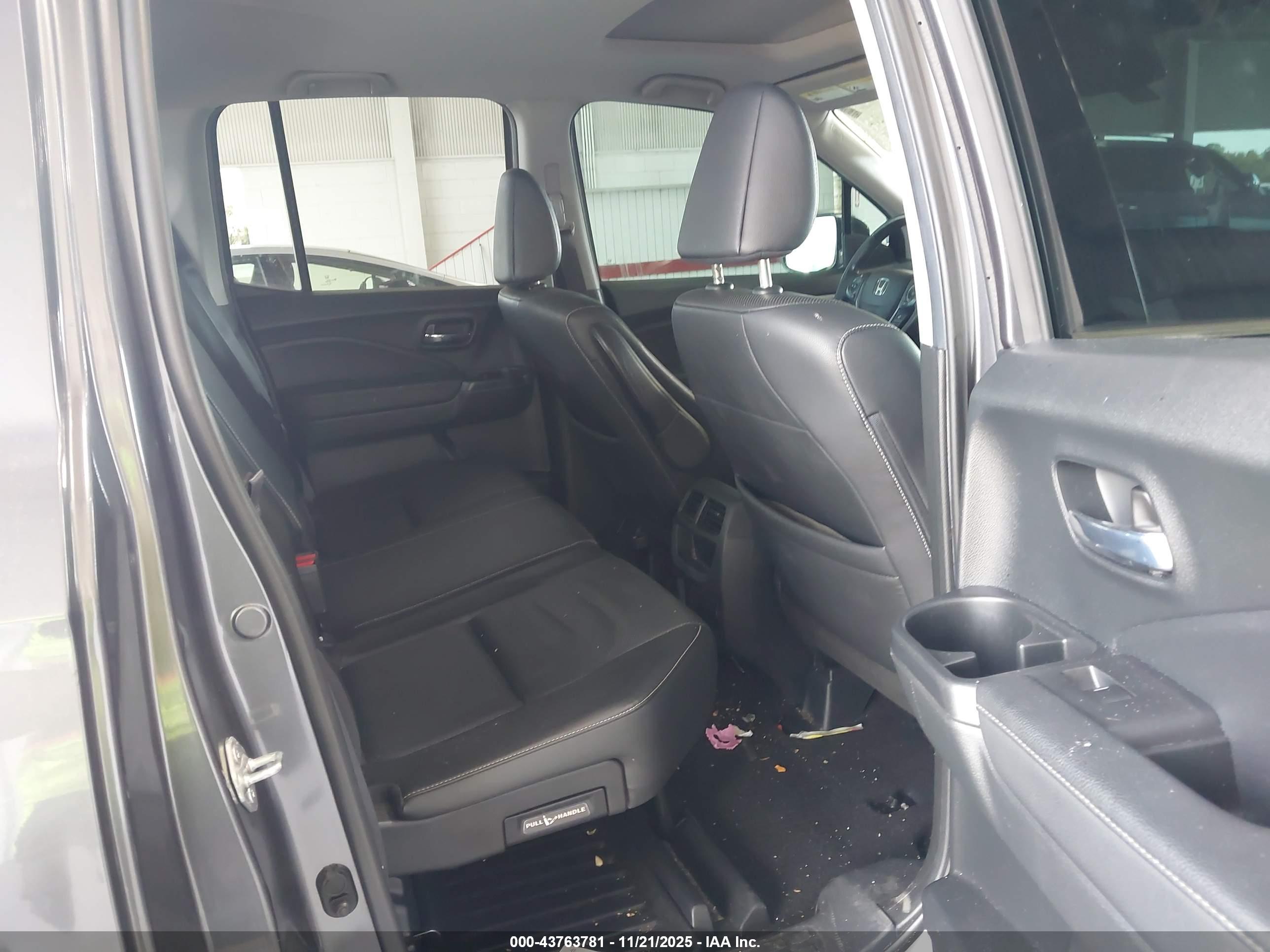 HONDA RIDGELINE image 8