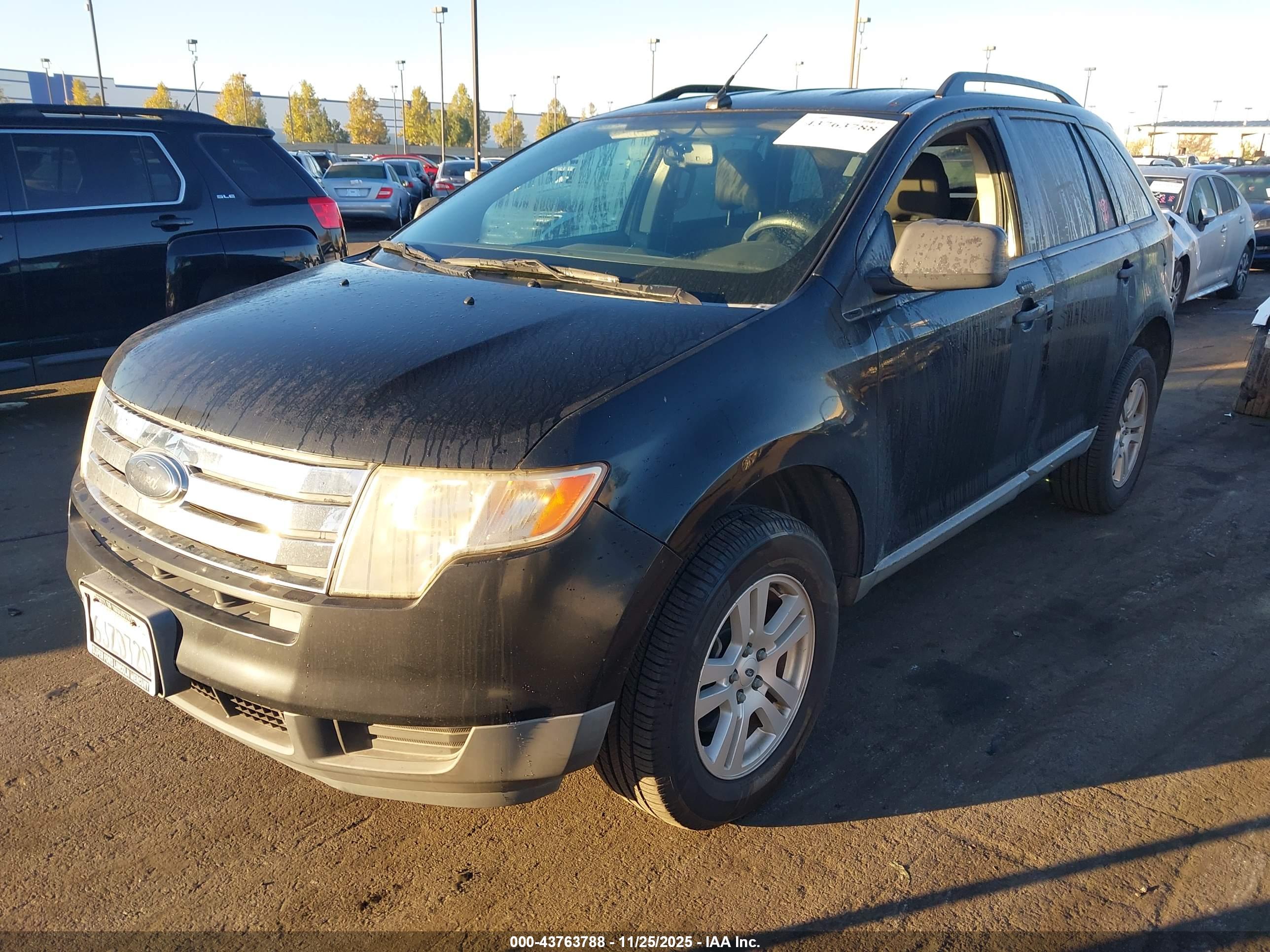 FORD EDGE image 2