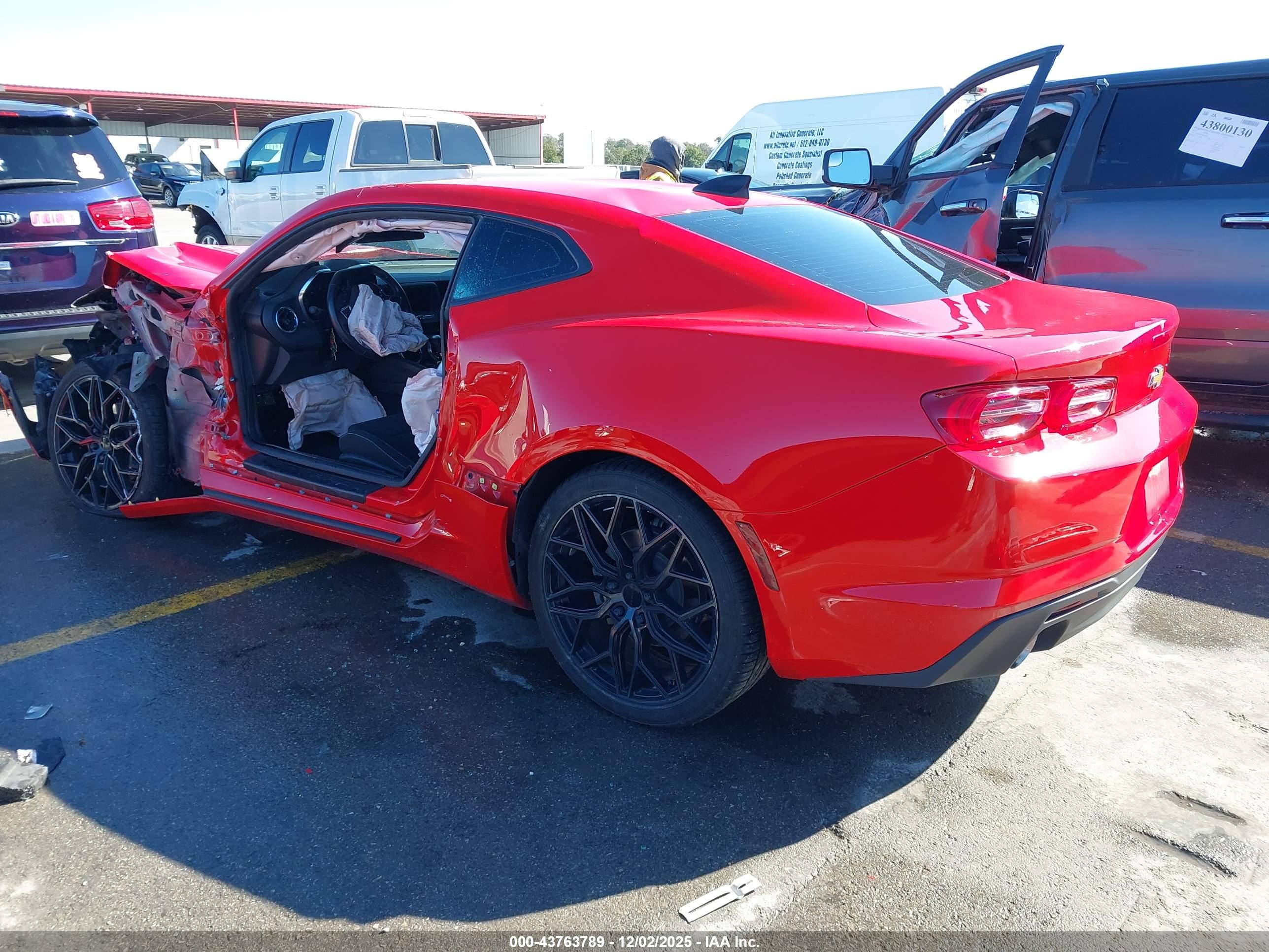 CHEVROLET CAMARO image 3