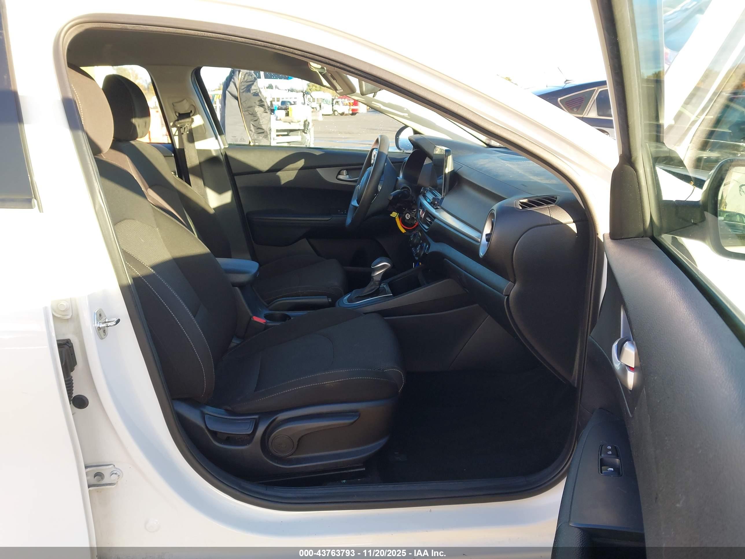 KIA FORTE image 5