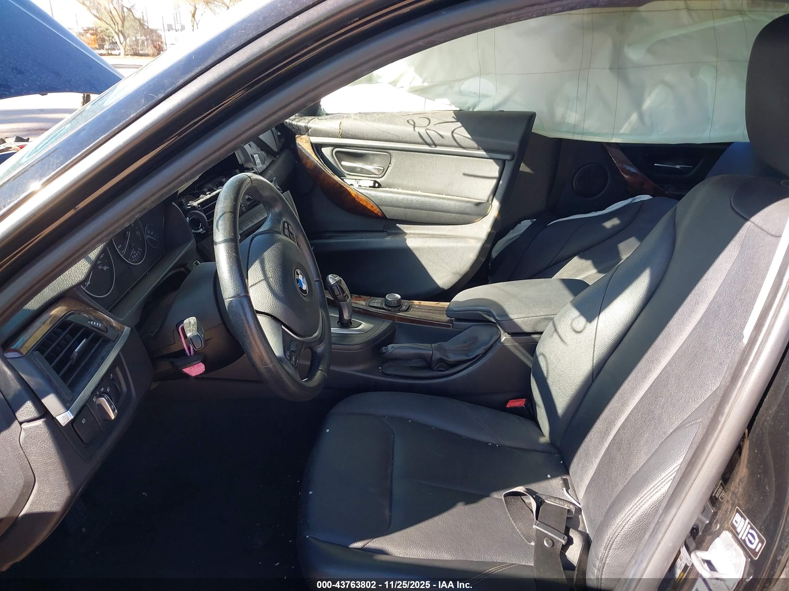 BMW 328I image 5