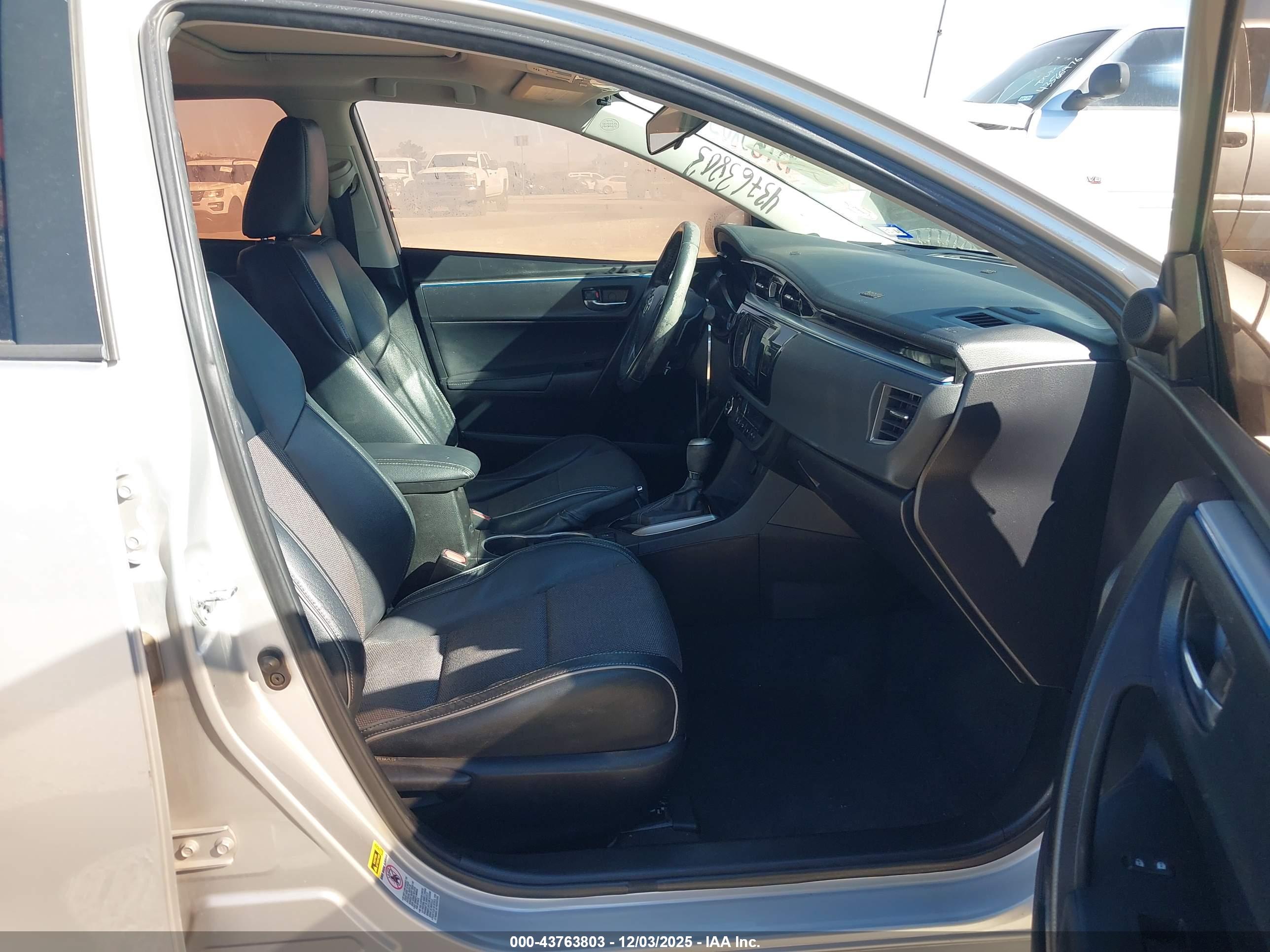 TOYOTA COROLLA image 5