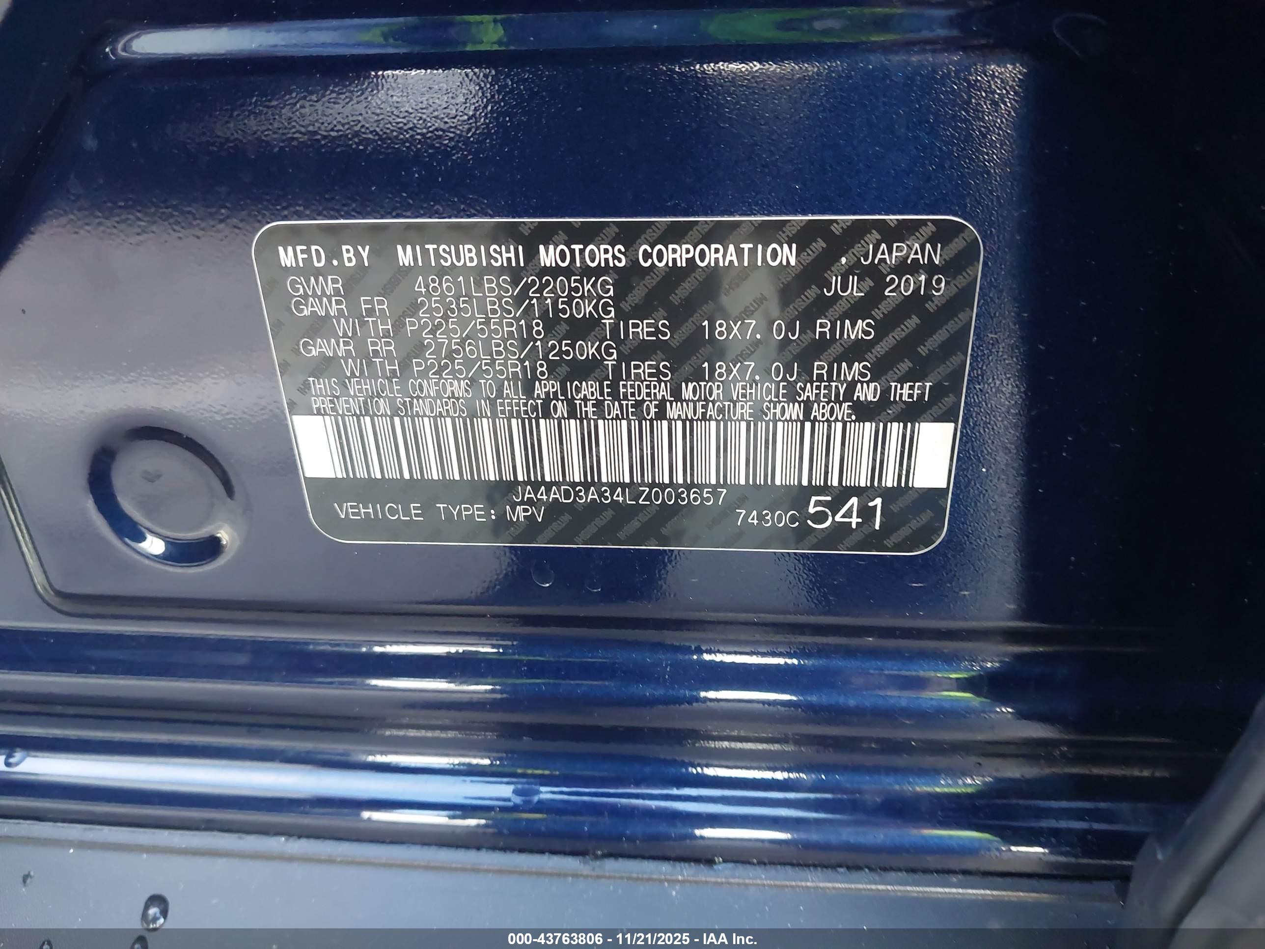 MITSUBISHI OUTLANDER image 9