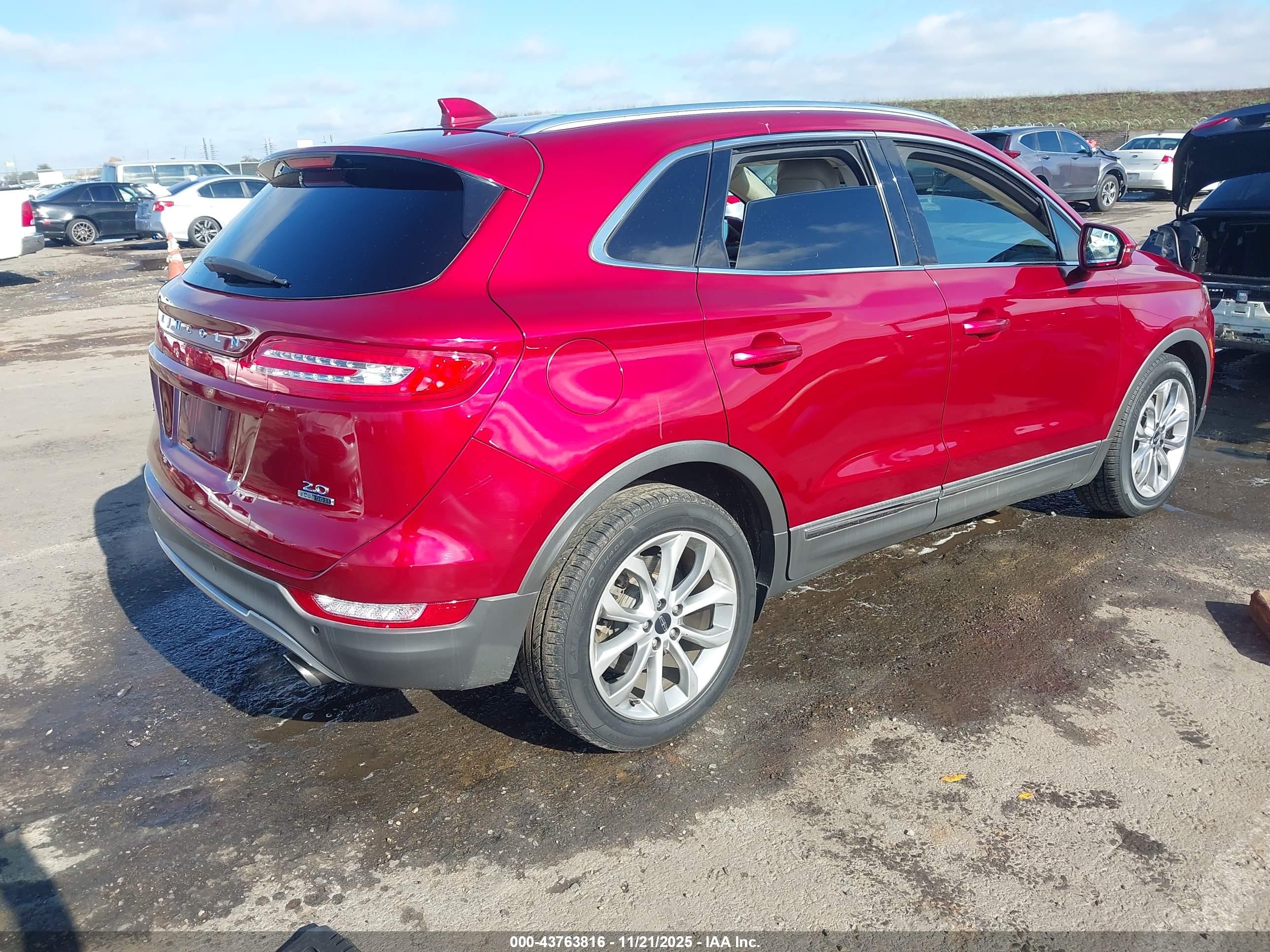 LINCOLN MKC image 4