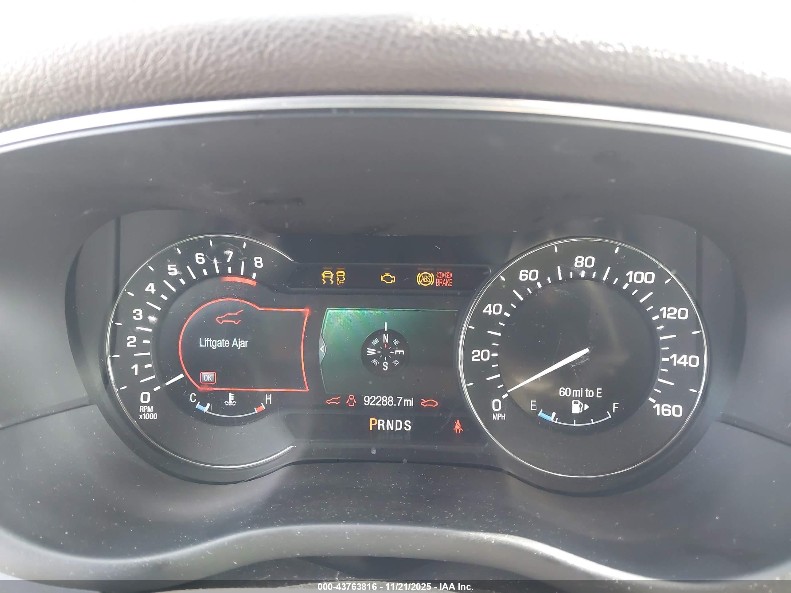 LINCOLN MKC image 7