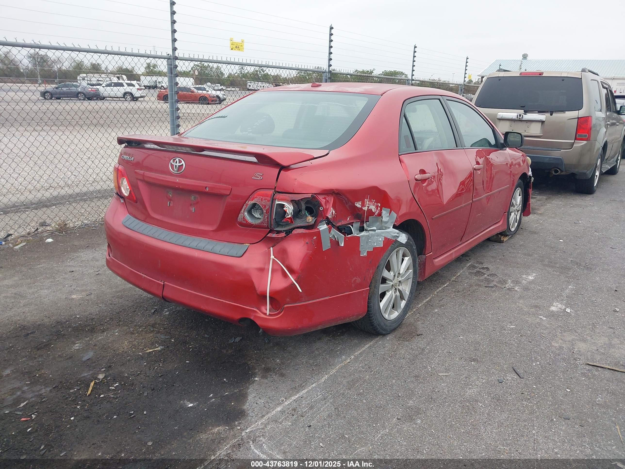 TOYOTA COROLLA image 4