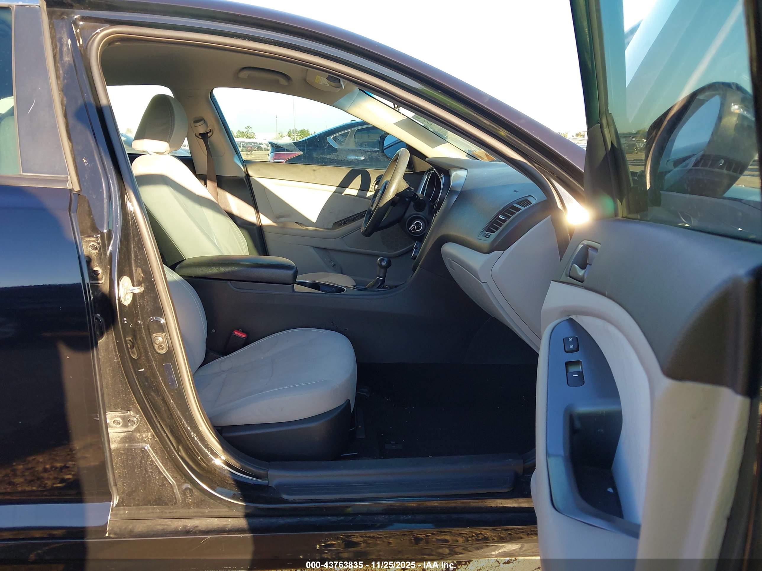 KIA OPTIMA image 5