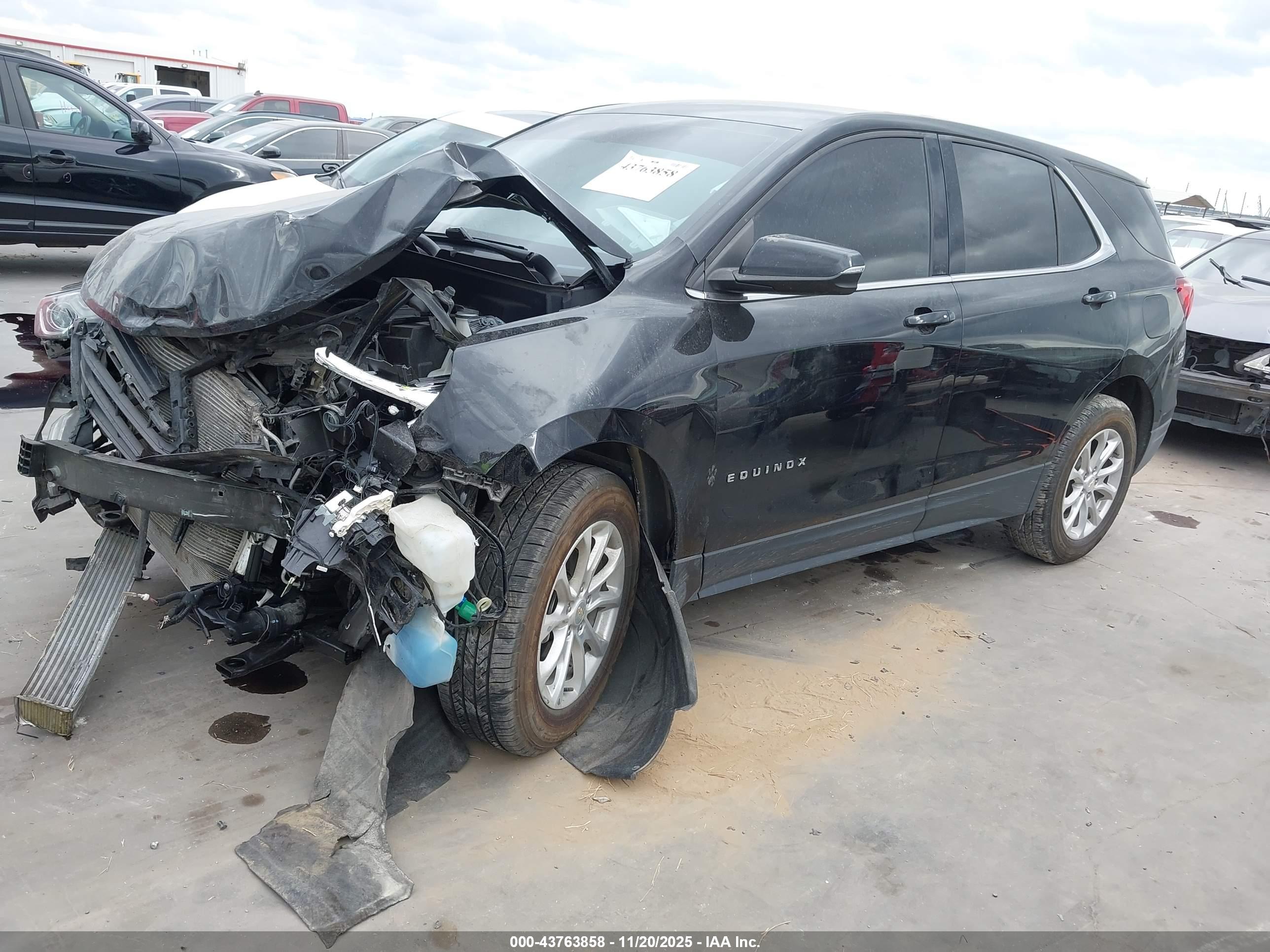 CHEVROLET EQUINOX image 2