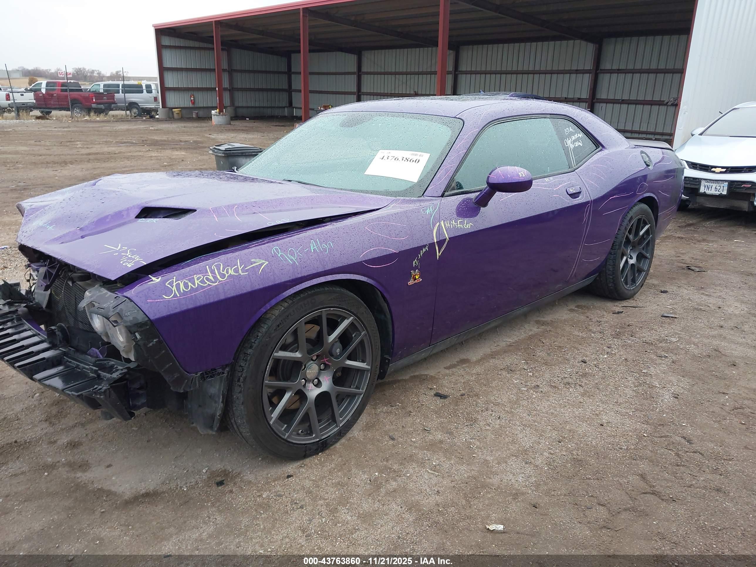 DODGE CHALLENGER image 2