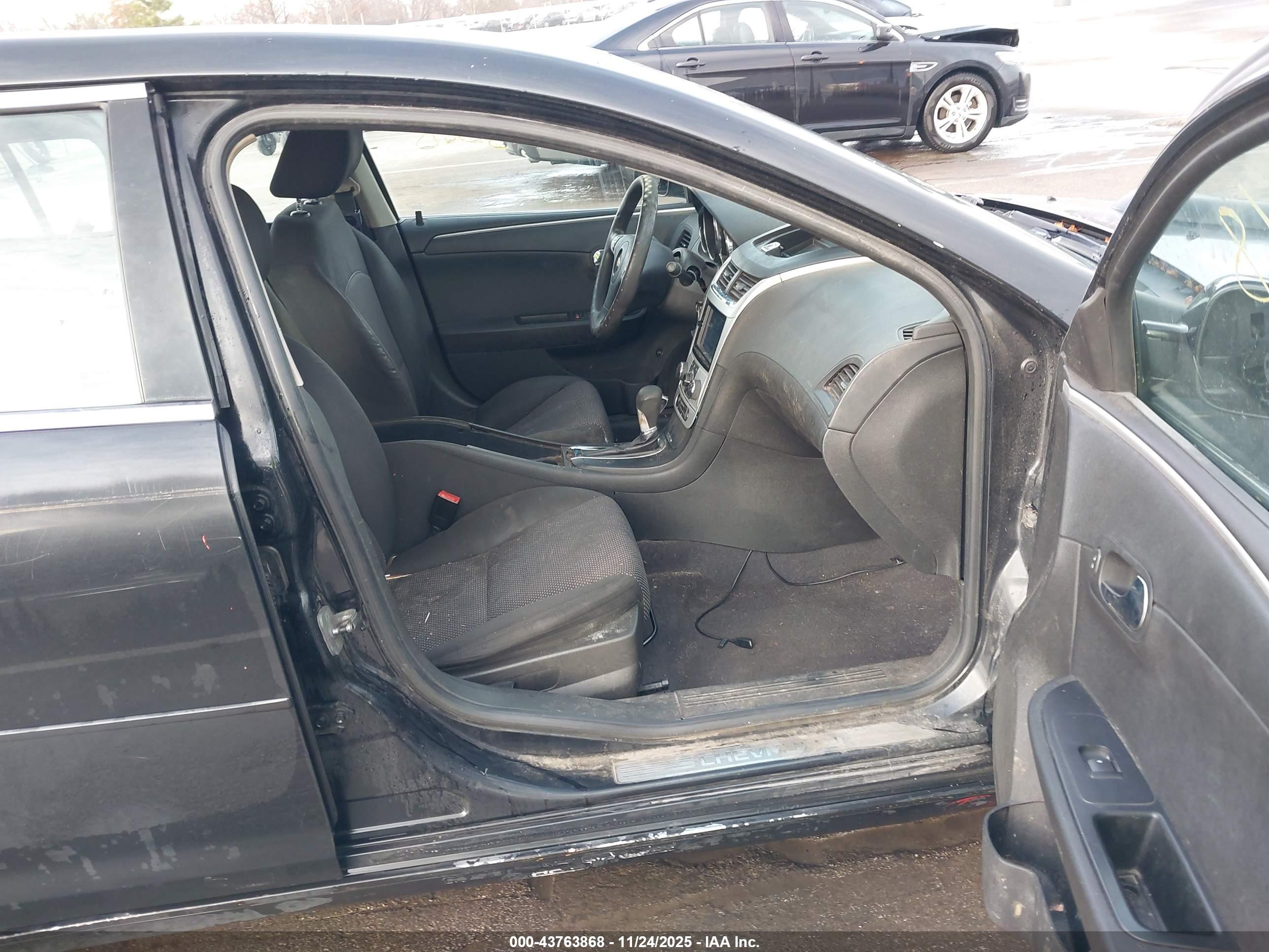 CHEVROLET MALIBU image 5