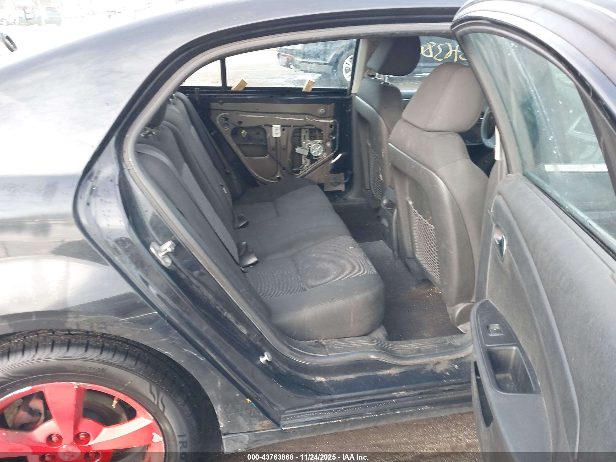 CHEVROLET MALIBU image 8