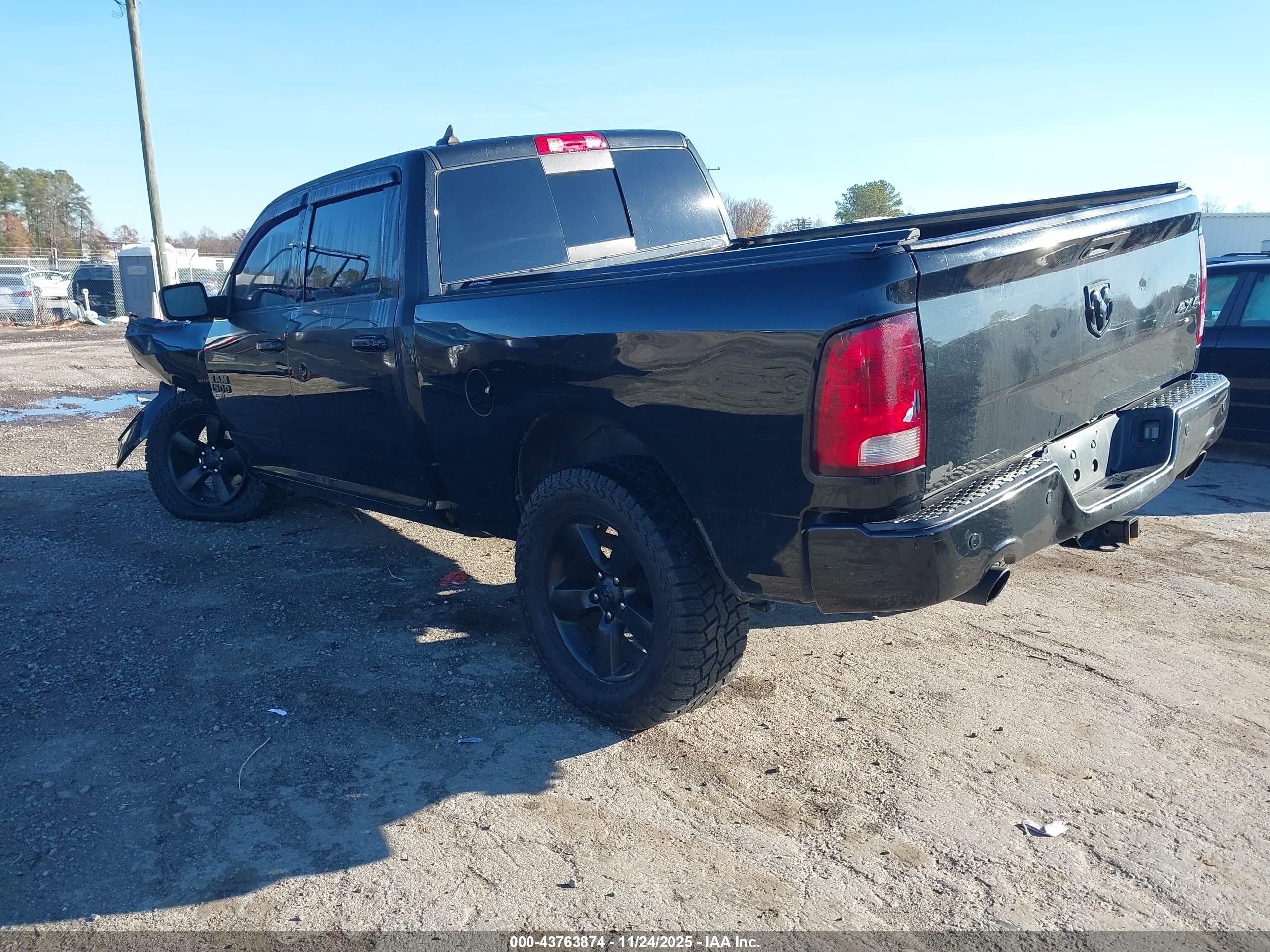 RAM 1500 image 3