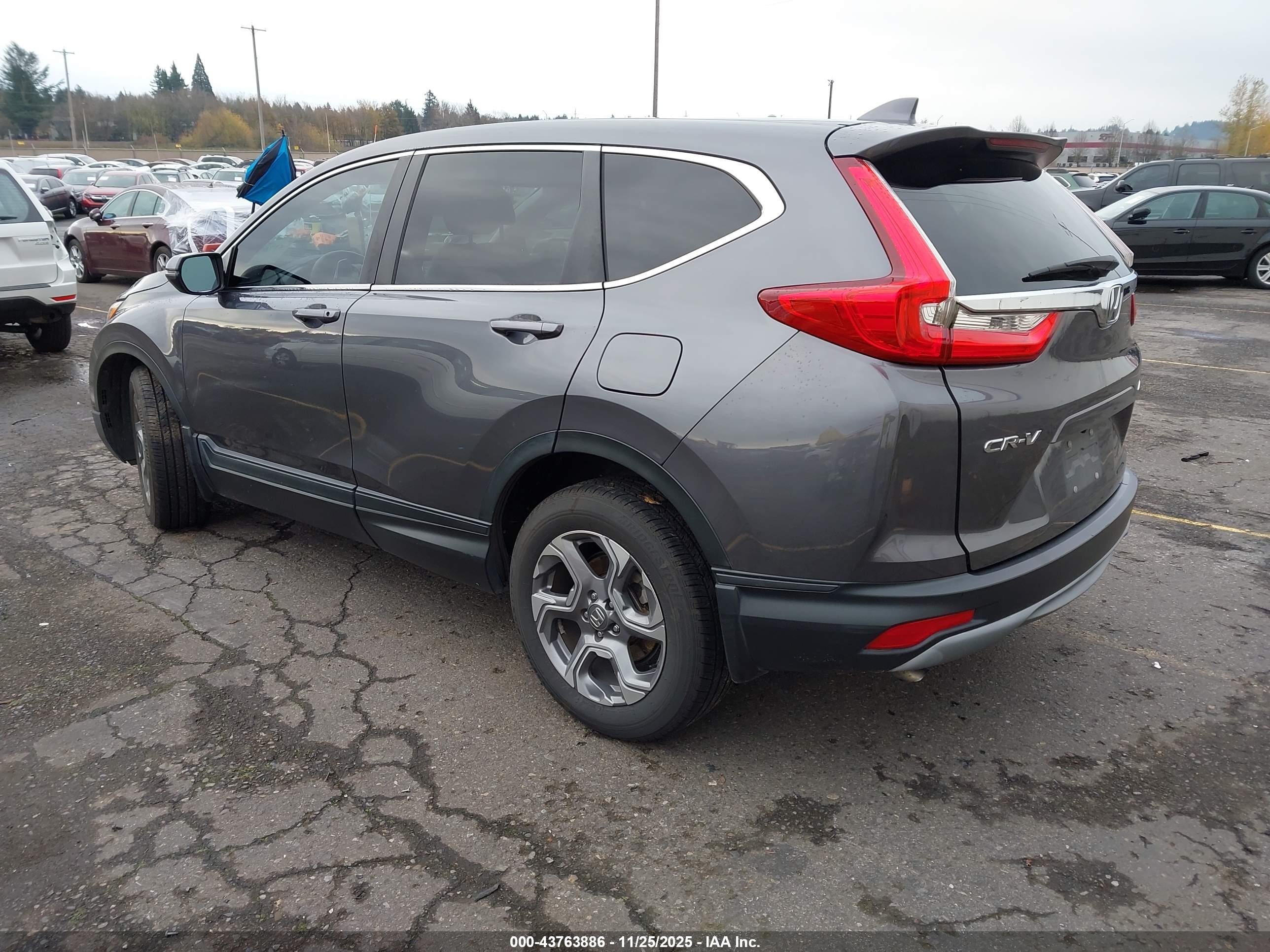 HONDA CR-V image 3