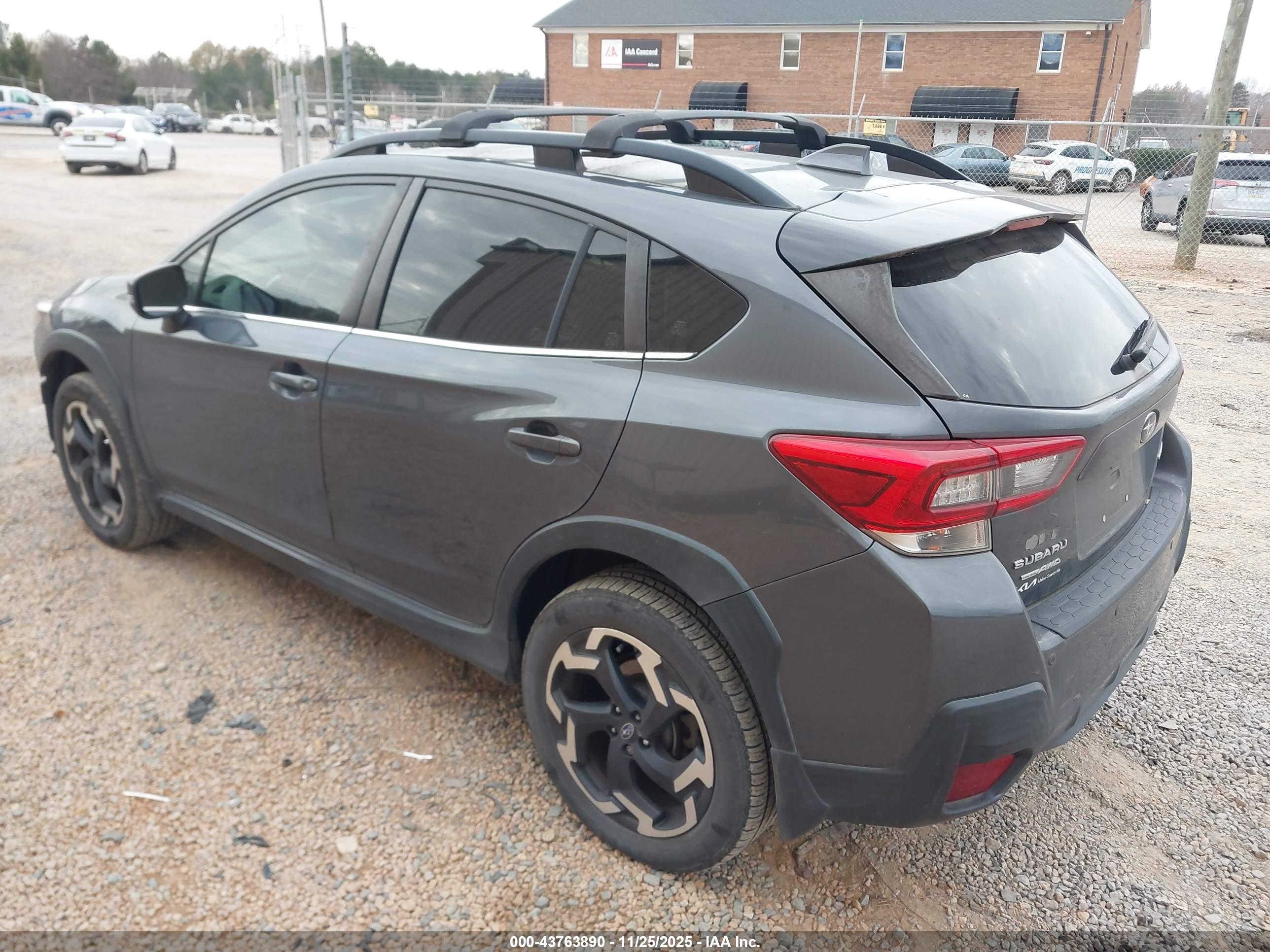 SUBARU CROSSTREK image 3