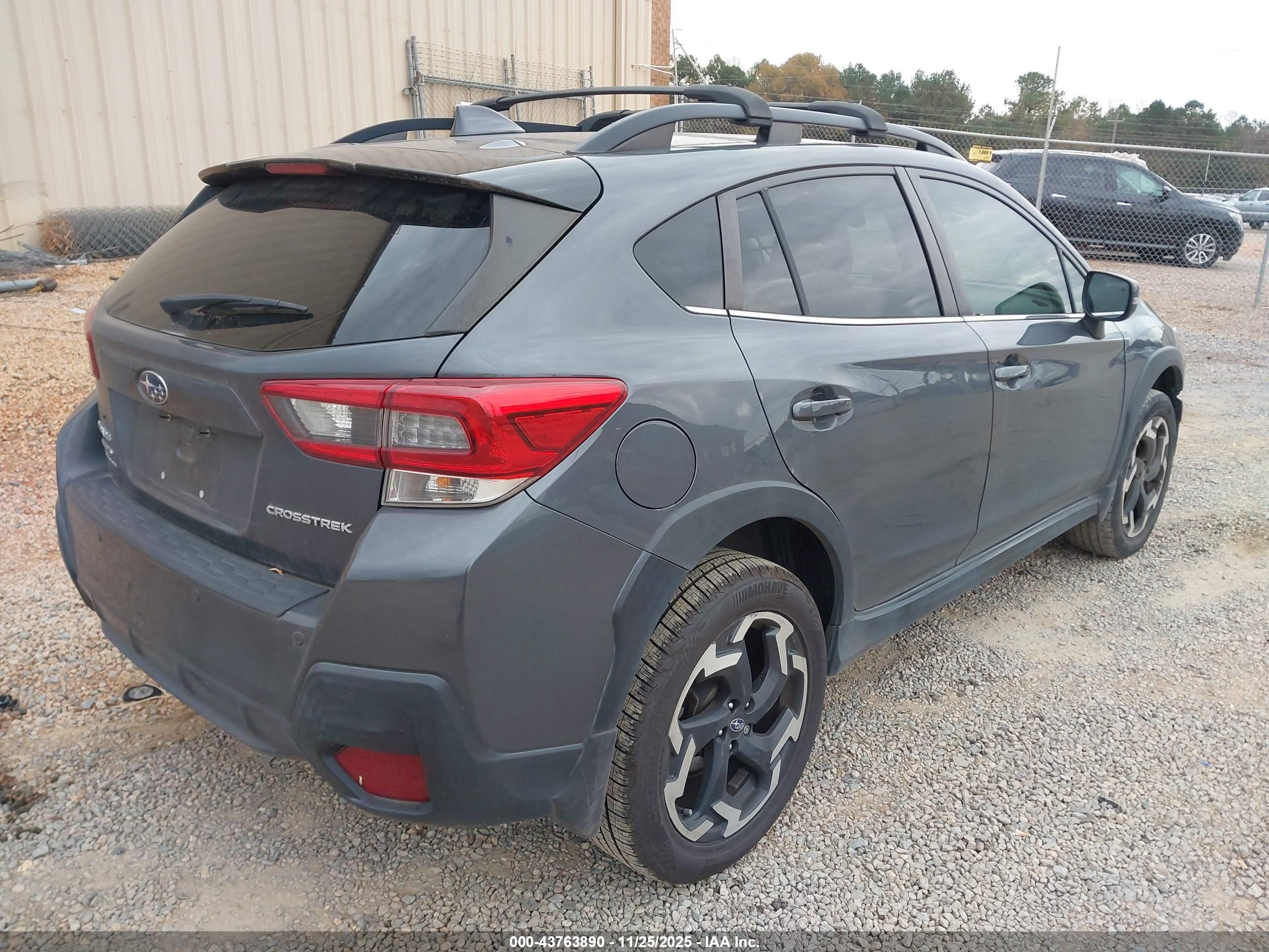 SUBARU CROSSTREK image 4