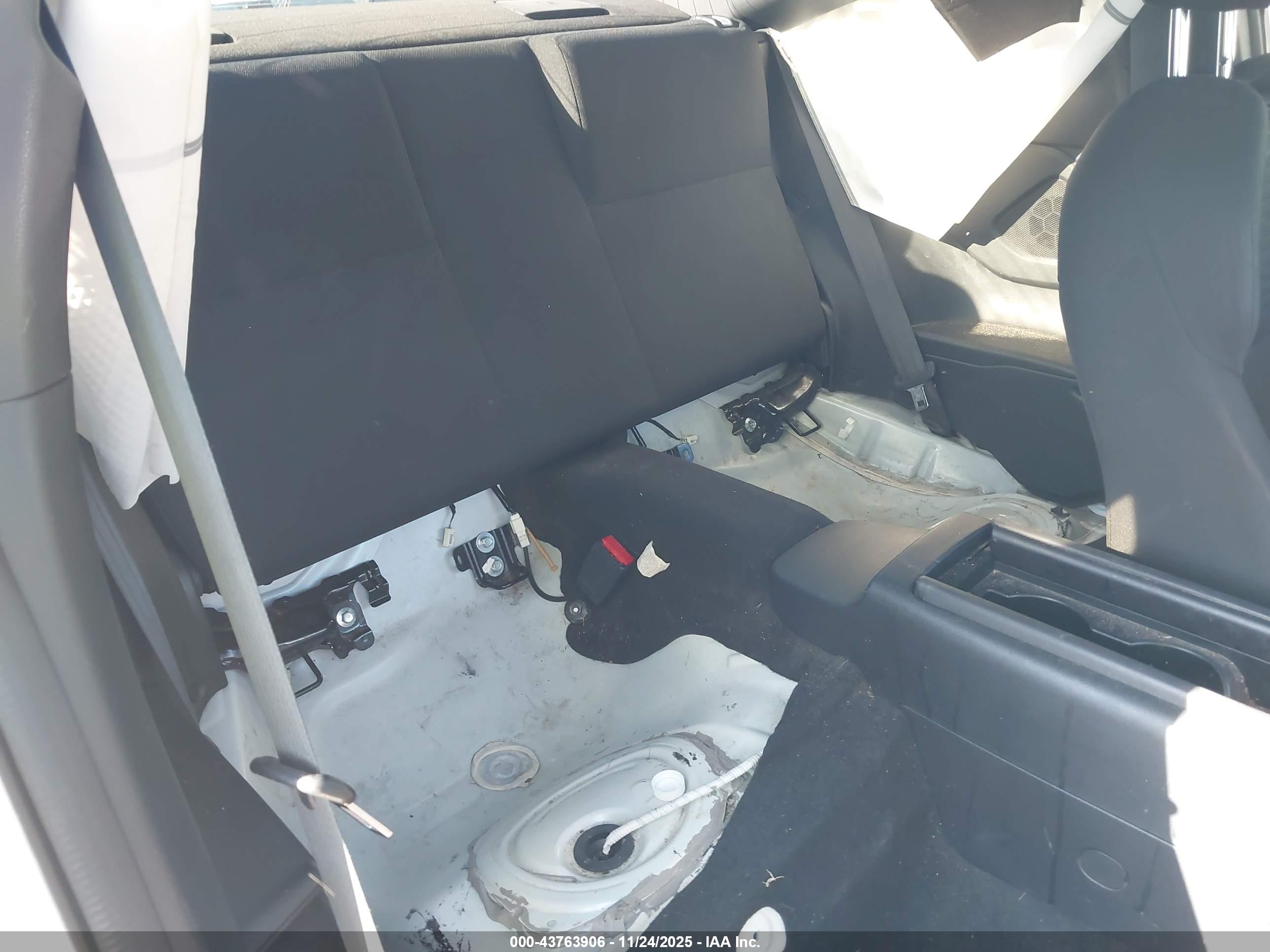 TOYOTA GR86 image 8