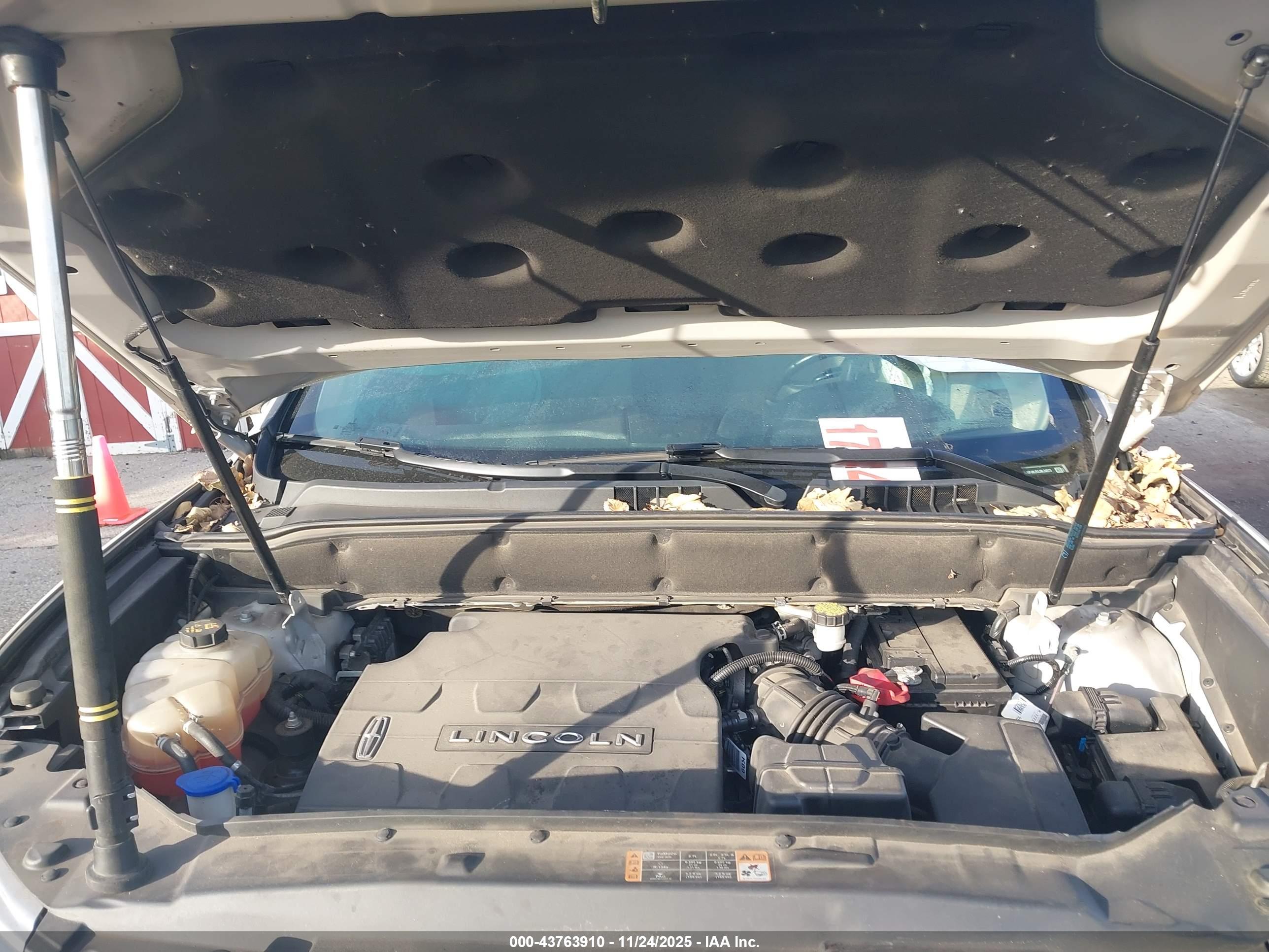 LINCOLN MKX image 10
