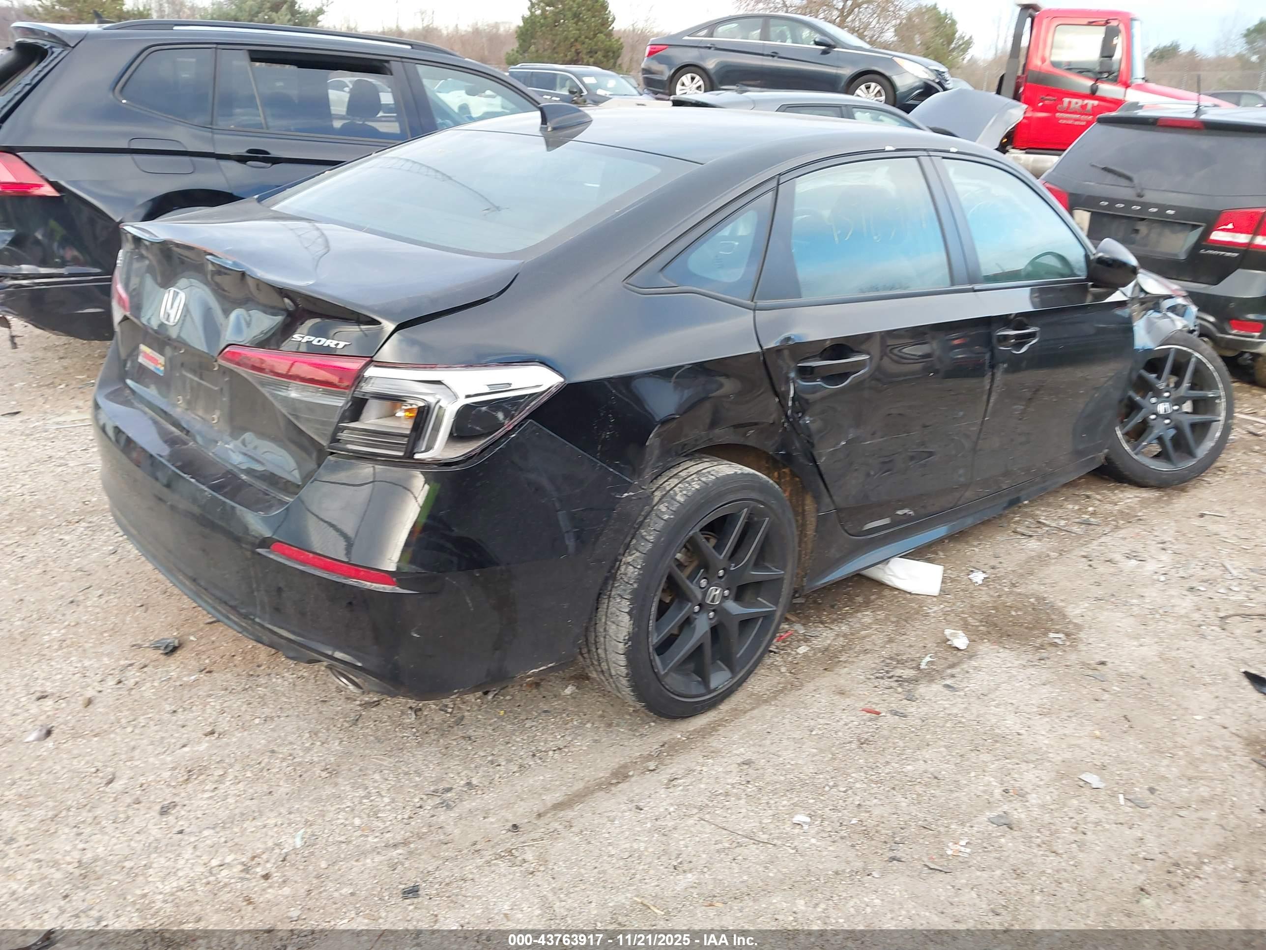 HONDA CIVIC image 4