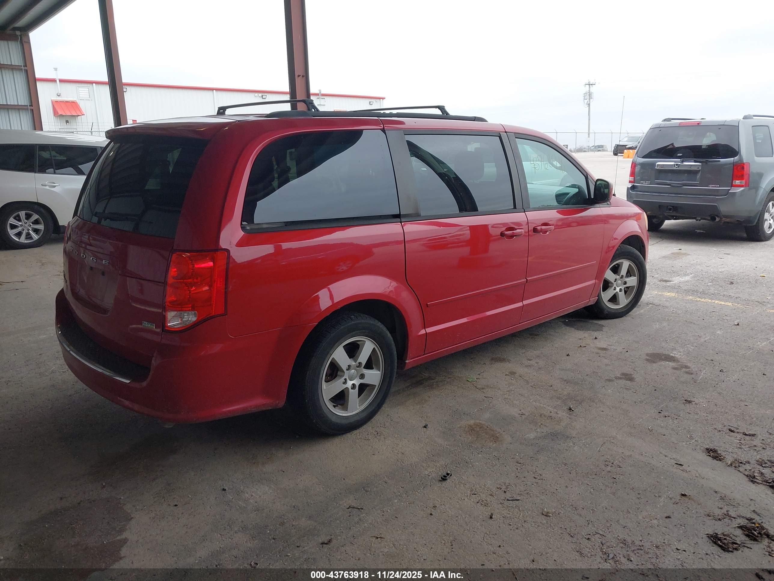 DODGE GRAND image 4