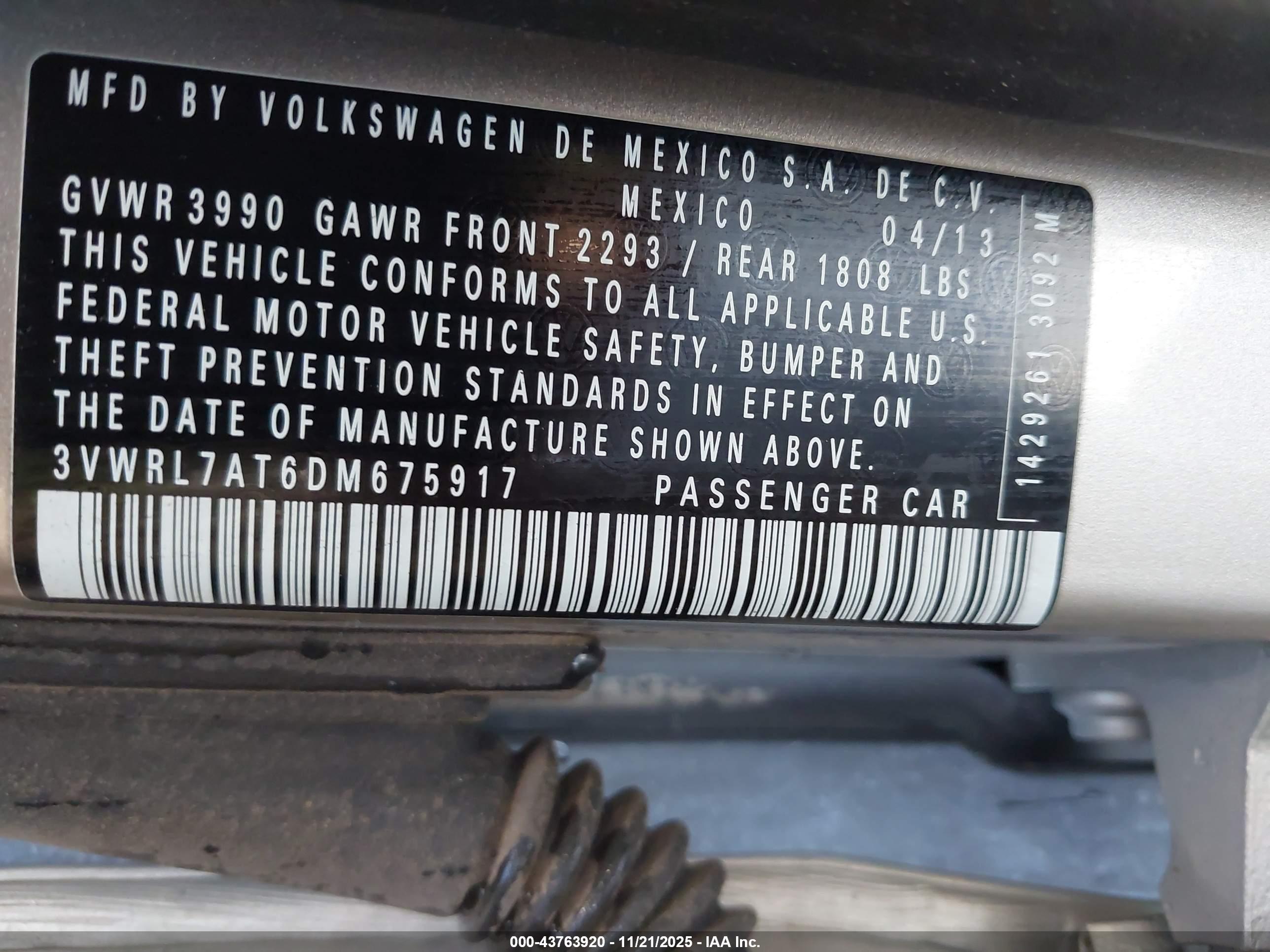 VOLKSWAGEN BEETLE image 9