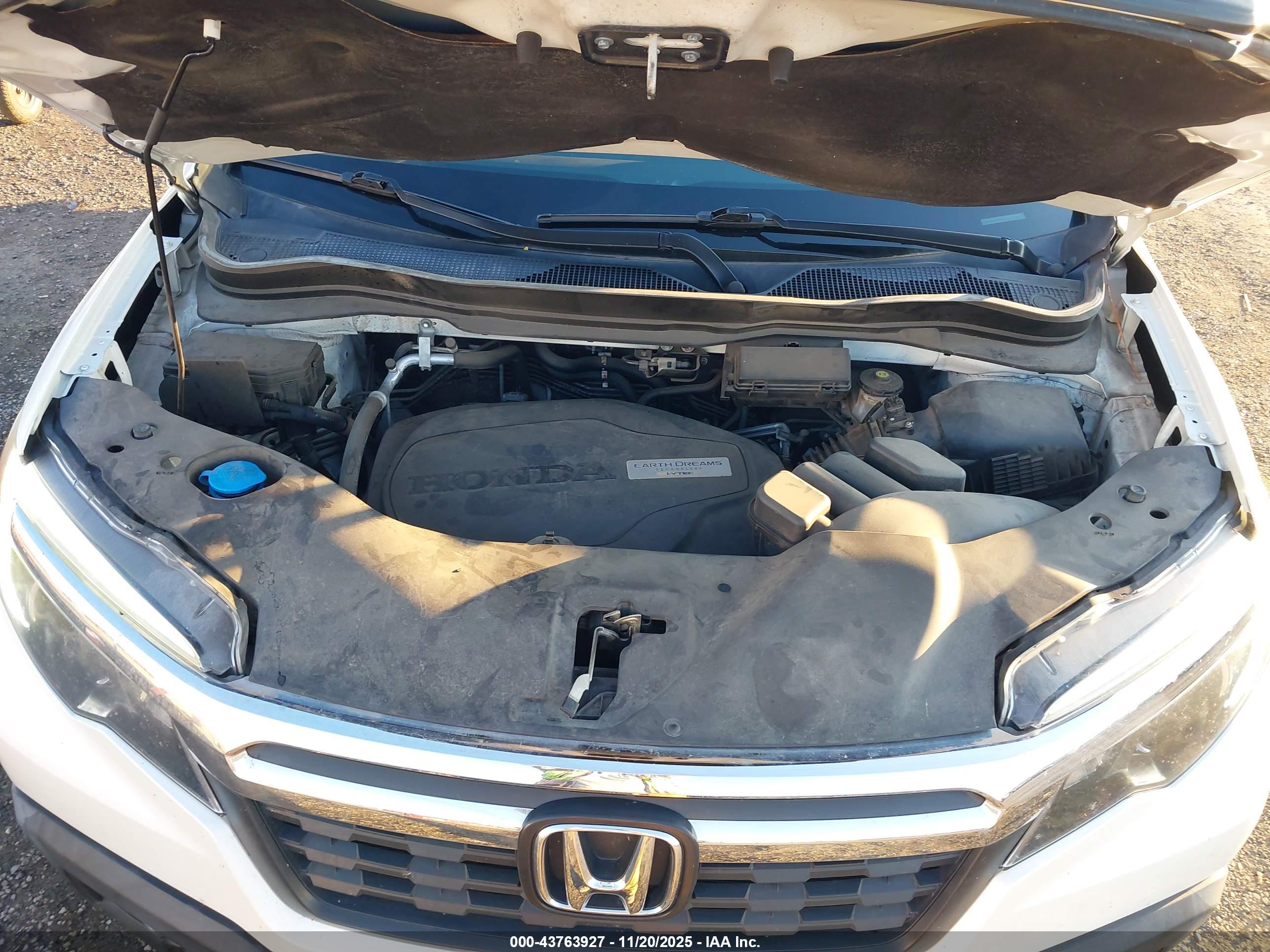 HONDA RIDGELINE image 10
