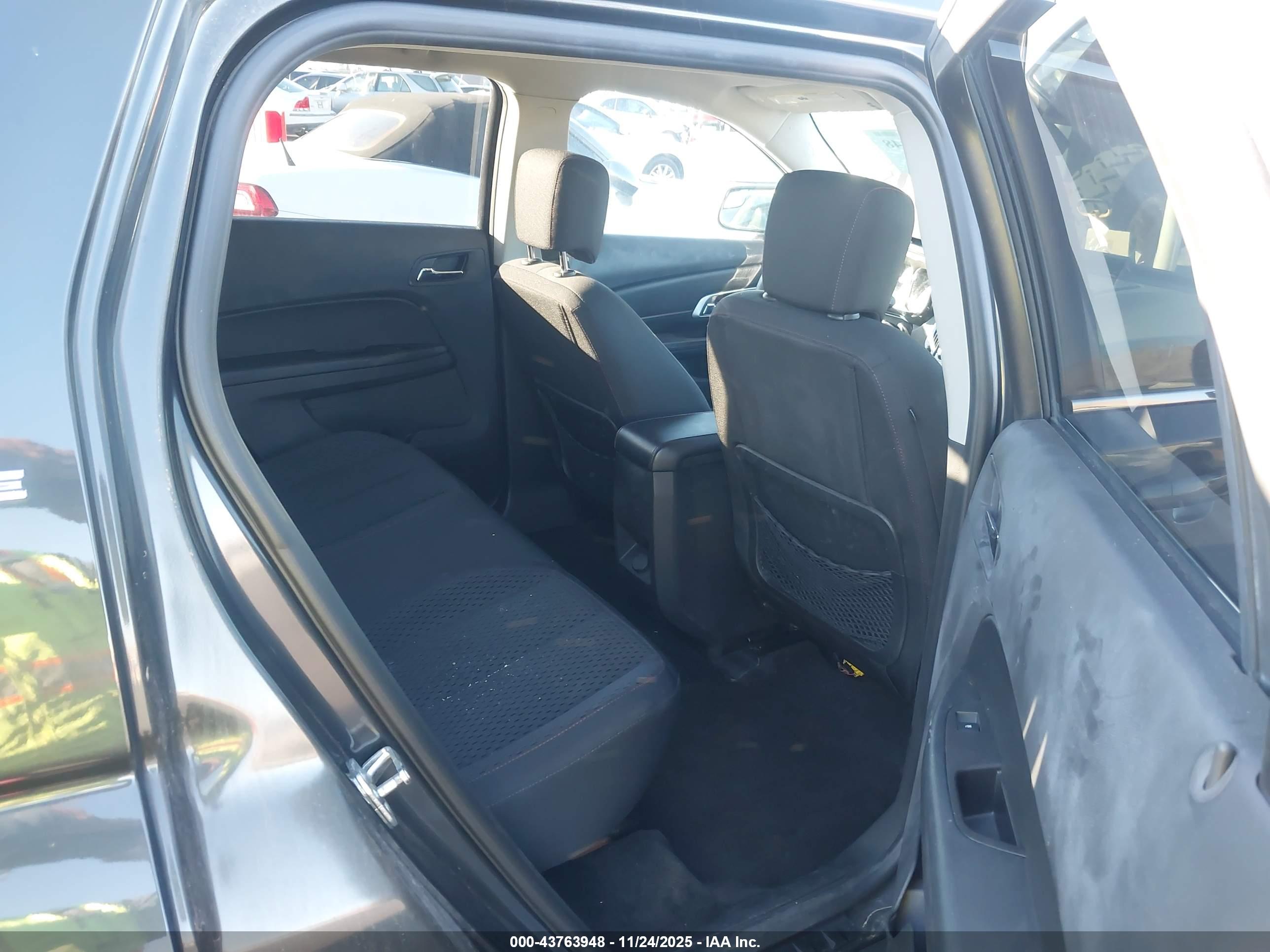 GMC TERRAIN image 8