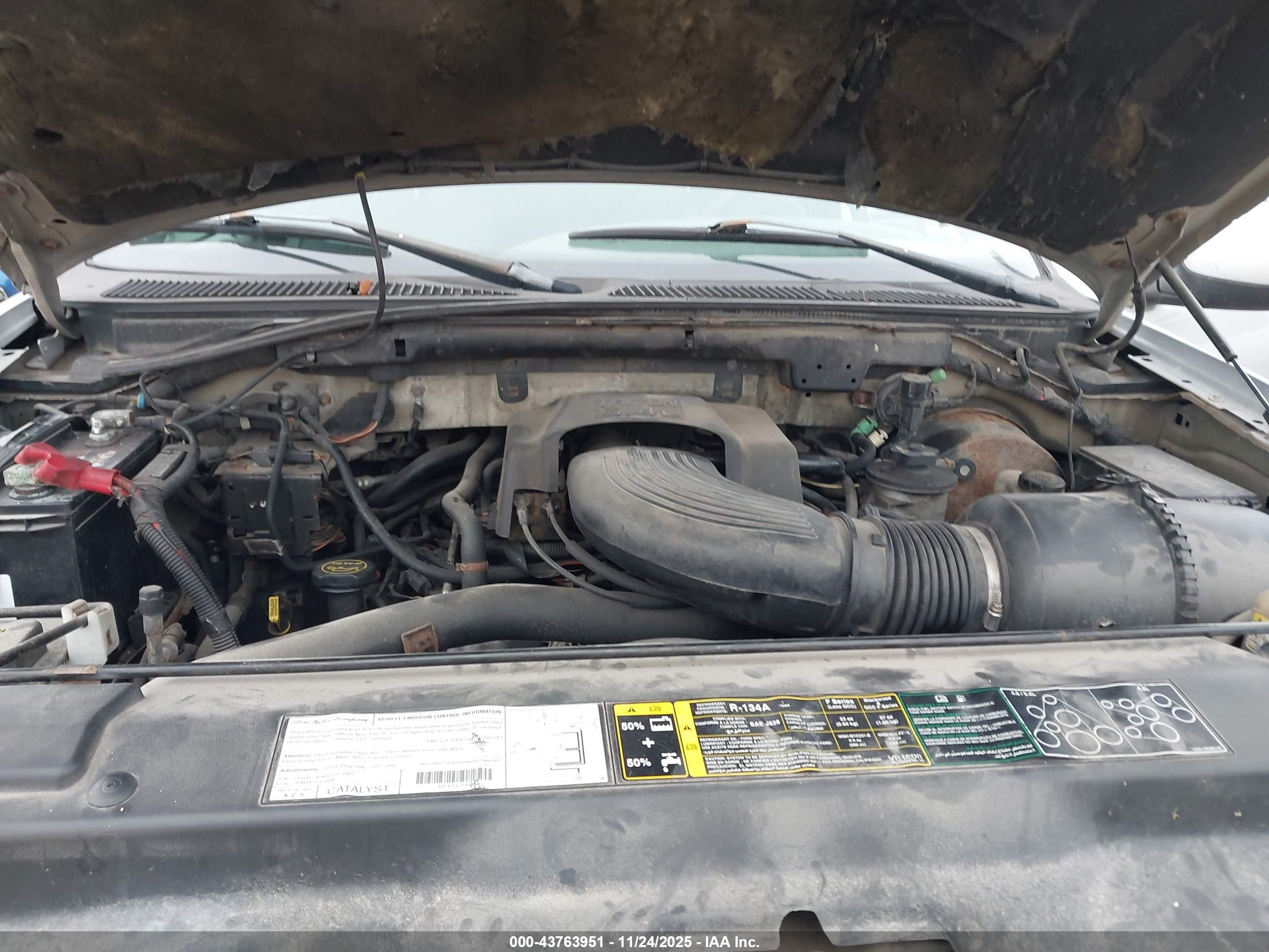 FORD F-150 image 10