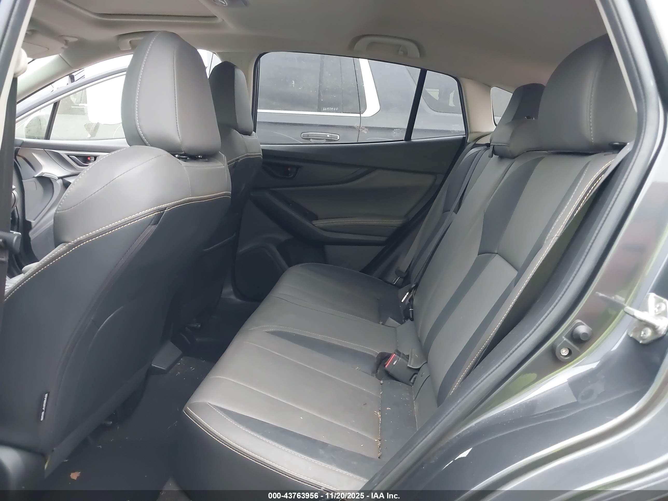 SUBARU CROSSTREK image 8