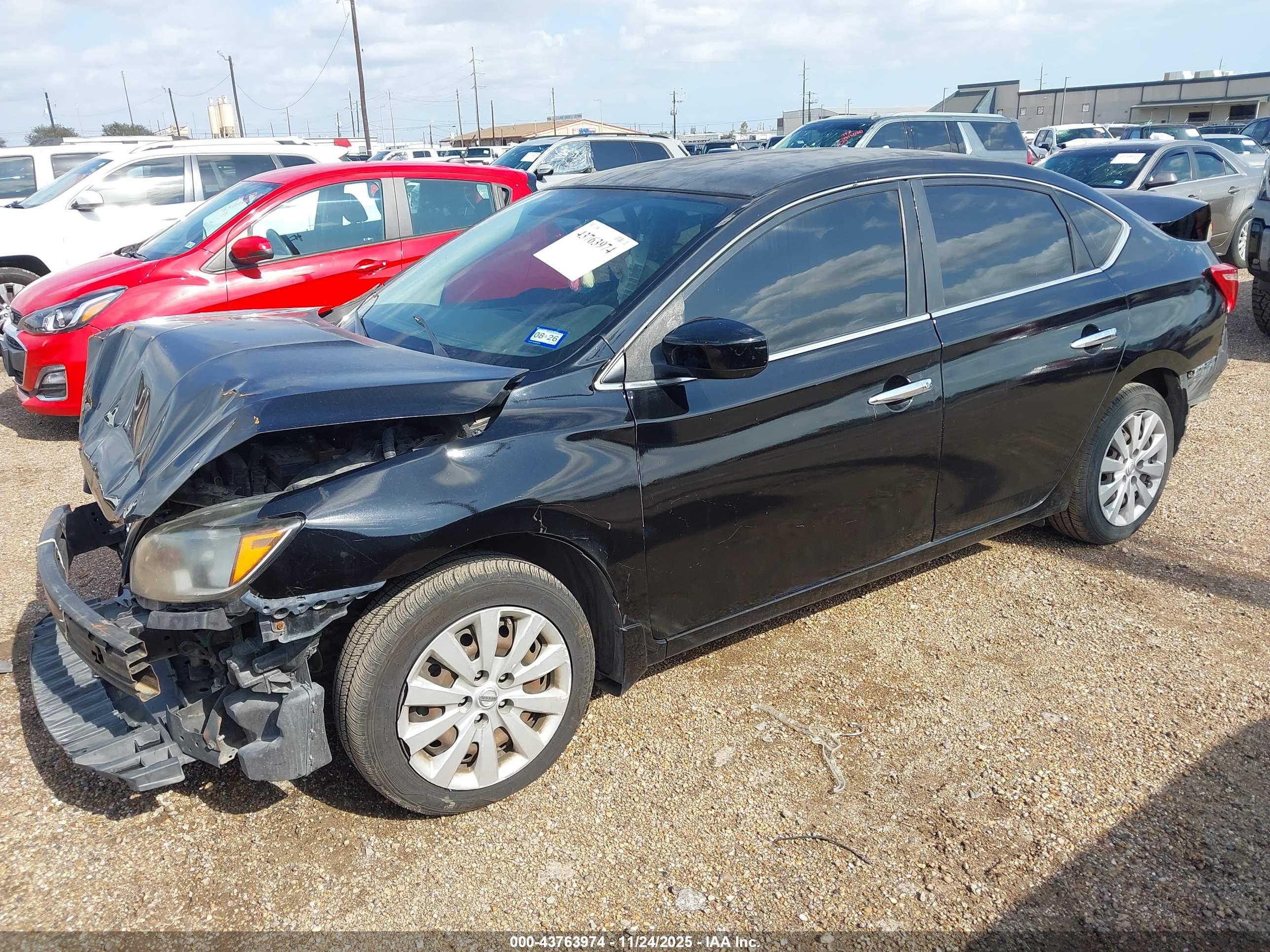 NISSAN SENTRA image 2