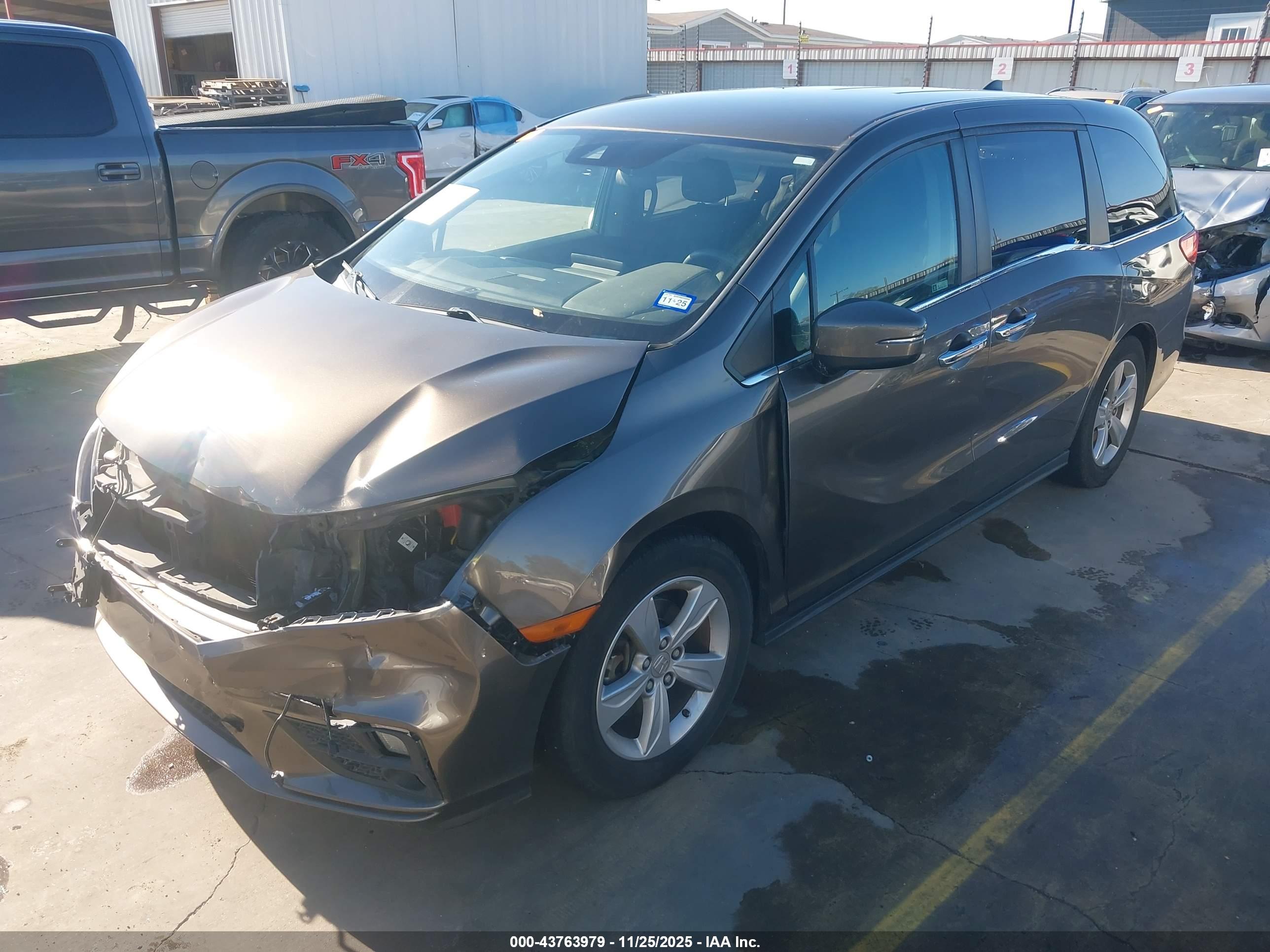 HONDA ODYSSEY image 2
