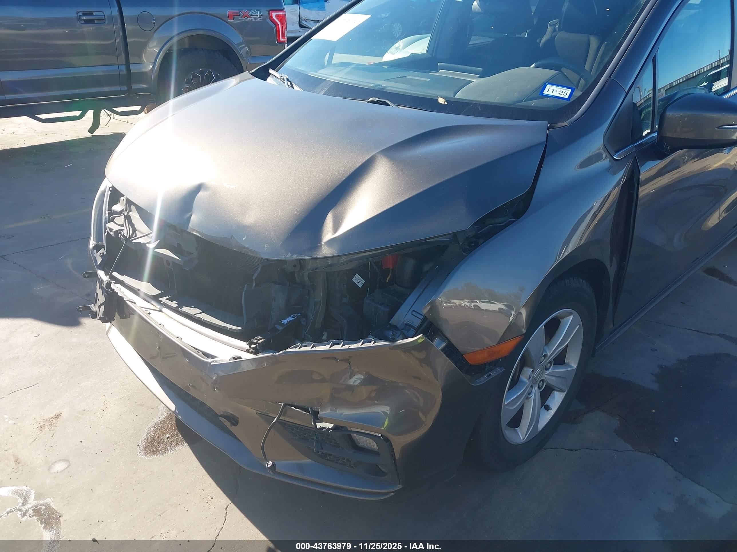 HONDA ODYSSEY image 6