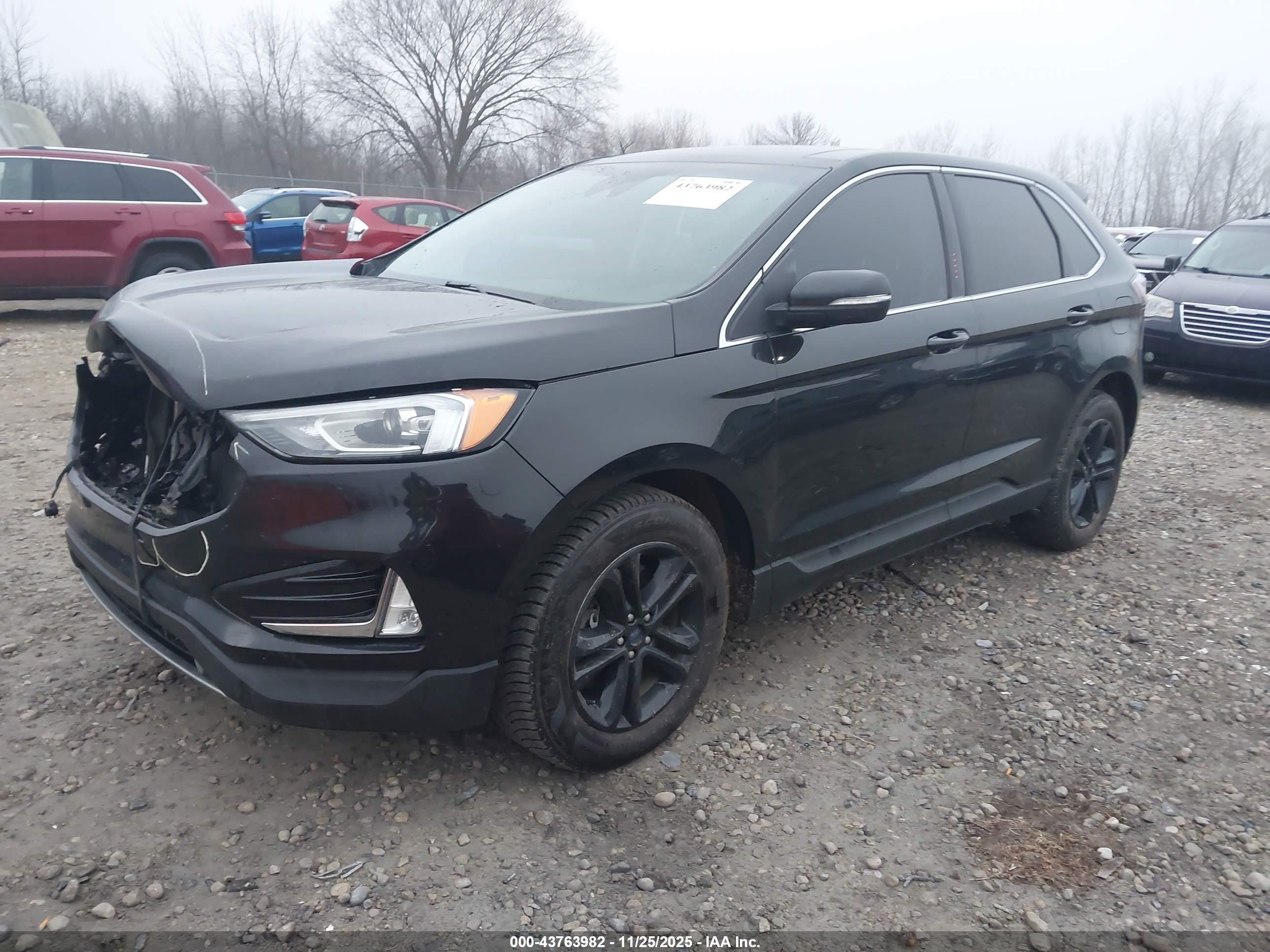FORD EDGE image 2